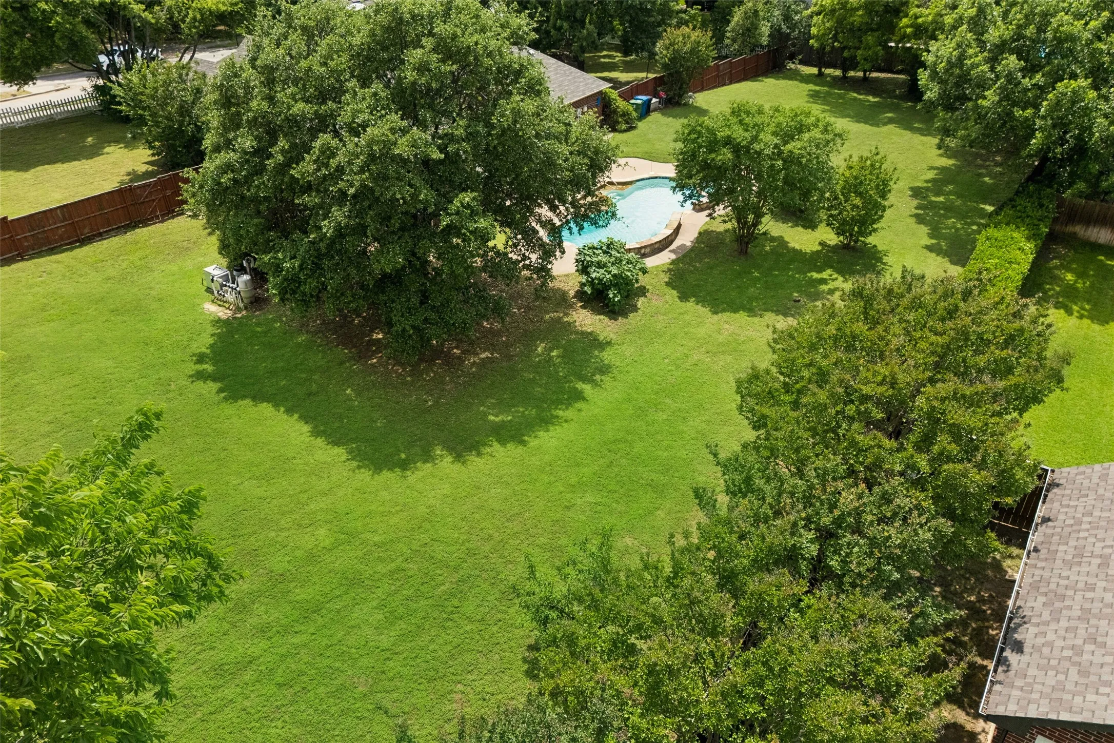 Single Family Residence For Rent in Denton County , 3004 Sagebrush Drive, Flower Mound, Texas 75022, 4 Bedroom, 3 Bathroom, 2 Garage spaces, 2,552 Sqft, built in 1996, mls#21406162, Real Estate Agent in Flower Mound, Homes For Rent in Denton county, Homes For Rent in Flower Mound, Realtor in Flower Mound Texas, Real Estate Brokerage Independent Realty Texas, Luminita Cordes Realtor
