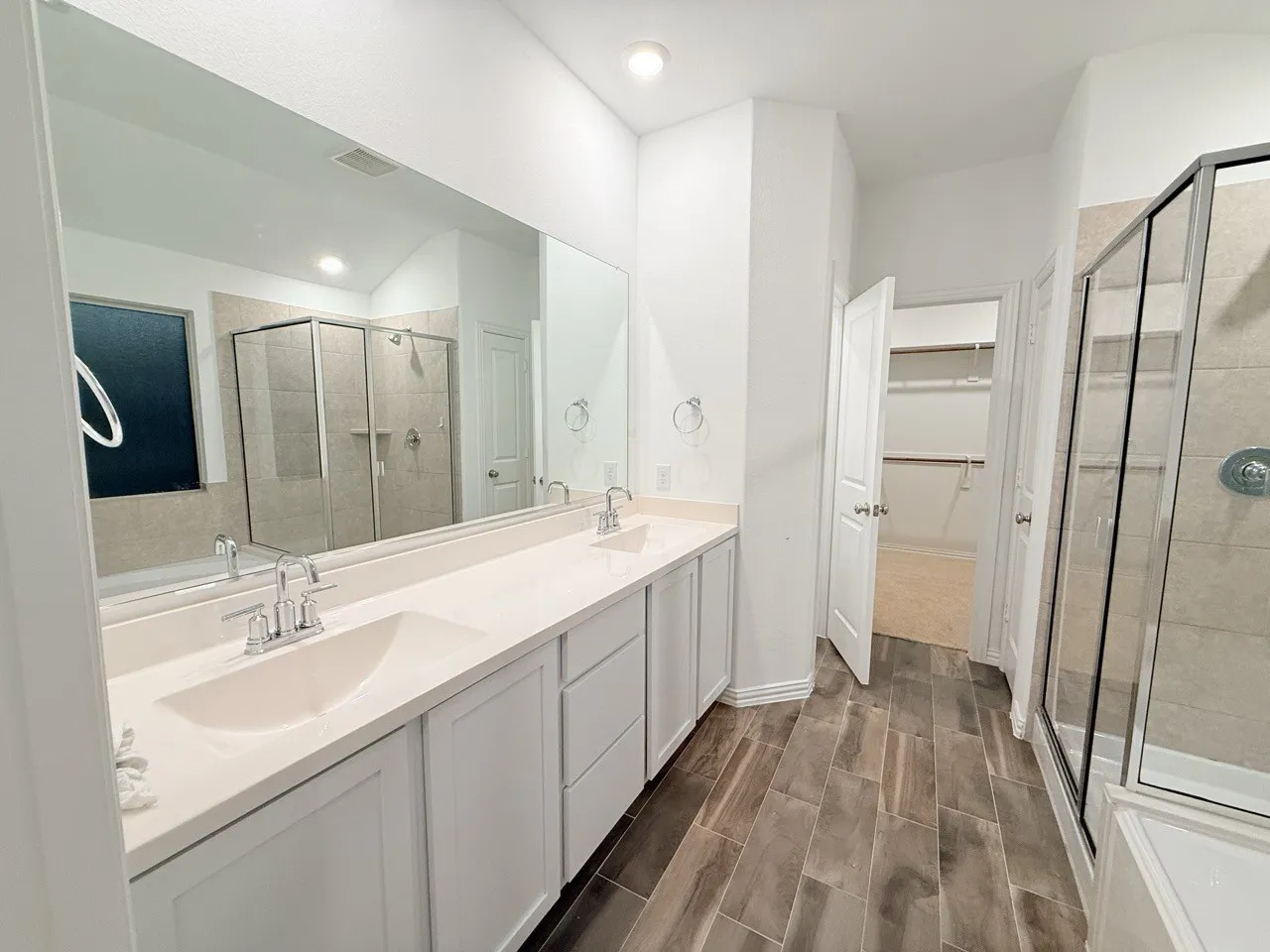 Single Family Residence For Sale in Collin County , 7300 BLACK CHERRY Lane, Mc Kinney, Texas 75071, 4 Bedroom, 4 Bathroom, 2 Garage spaces, 2,497 Sqft, built in 2021, mls#21407252, Real Estate Agent in Mc Kinney, Homes For Sale in Collin county, Homes For Sale in Mc Kinney, Realtor in Mc Kinney Texas, Real Estate Brokerage Independent Realty Texas, Luminita Cordes Realtor