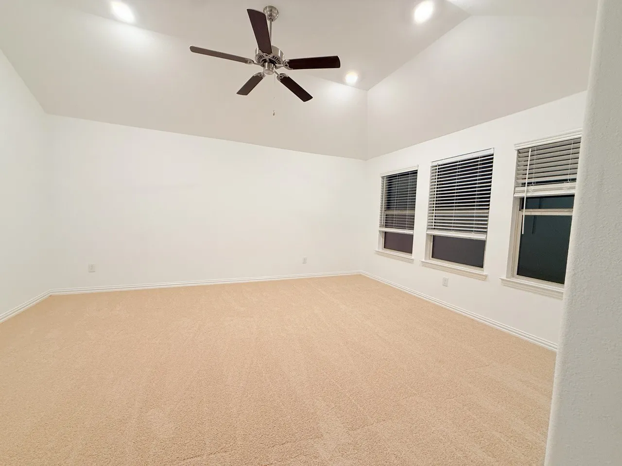 Single Family Residence For Sale in Collin County , 7300 BLACK CHERRY Lane, Mc Kinney, Texas 75071, 4 Bedroom, 4 Bathroom, 2 Garage spaces, 2,497 Sqft, built in 2021, mls#21407252, Real Estate Agent in Mc Kinney, Homes For Sale in Collin county, Homes For Sale in Mc Kinney, Realtor in Mc Kinney Texas, Real Estate Brokerage Independent Realty Texas, Luminita Cordes Realtor