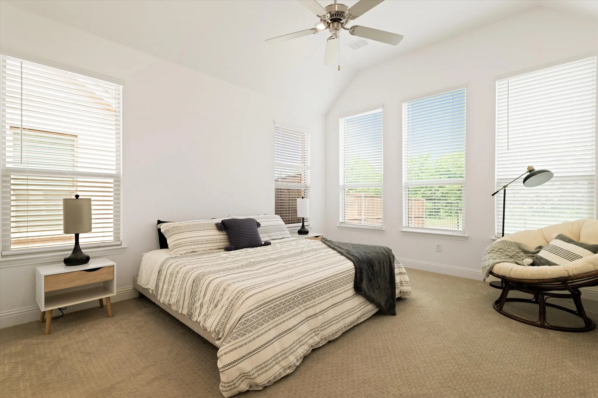 Single Family Residence For Sale in Denton County , 302 Dove Falls Drive, Argyle, Texas 76226, 5 Bedroom, 4 Bathroom, 2 Garage spaces, 3,534 Sqft, built in 2021, mls#21407226, Real Estate Agent in Argyle, Homes For Sale in Denton county, Homes For Sale in Argyle, Realtor in Argyle Texas, Real Estate Brokerage Independent Realty Texas, Luminita Cordes Realtor