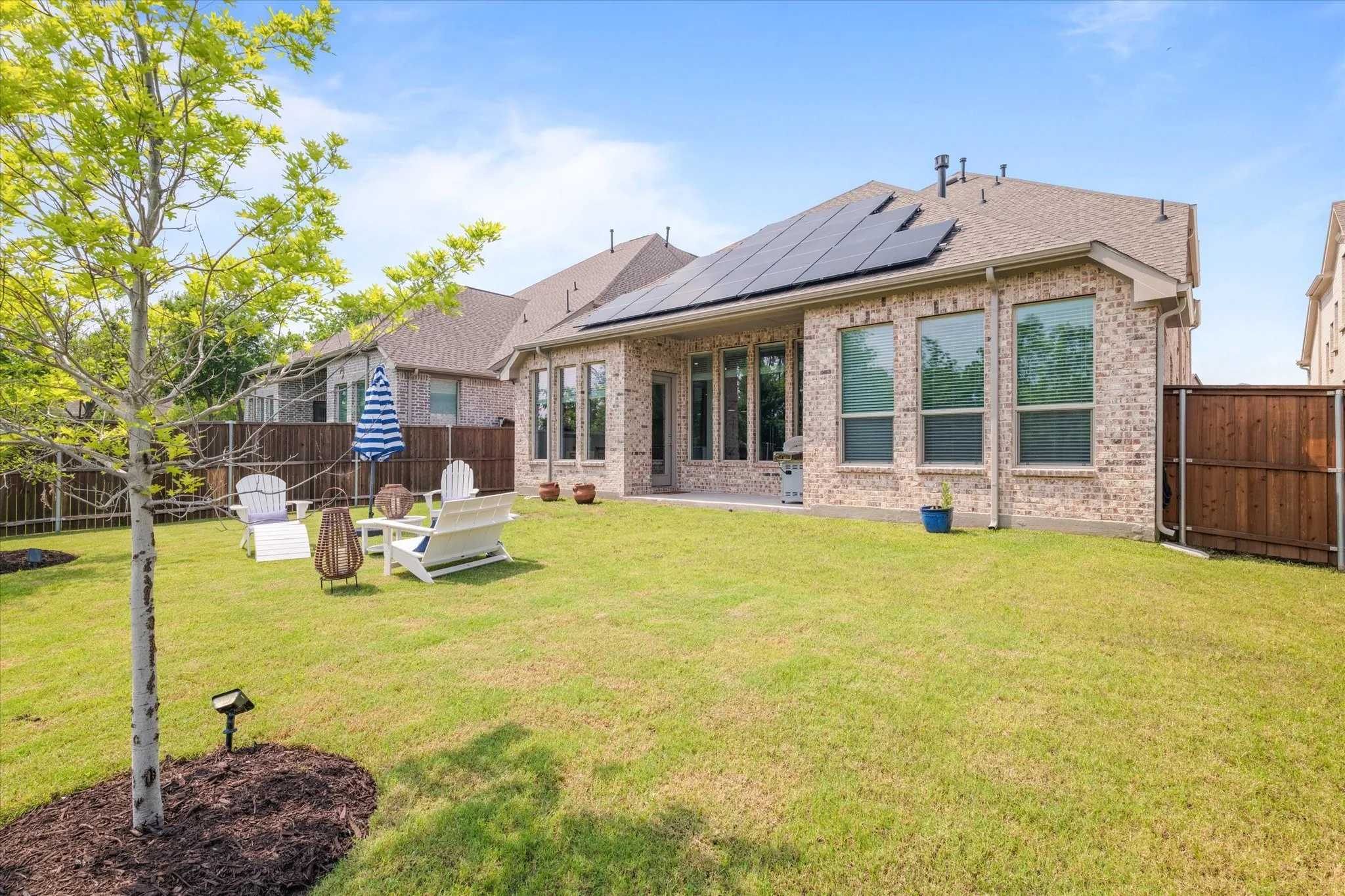 Single Family Residence For Sale in Denton County , 302 Dove Falls Drive, Argyle, Texas 76226, 5 Bedroom, 4 Bathroom, 2 Garage spaces, 3,534 Sqft, built in 2021, mls#21407226, Real Estate Agent in Argyle, Homes For Sale in Denton county, Homes For Sale in Argyle, Realtor in Argyle Texas, Real Estate Brokerage Independent Realty Texas, Luminita Cordes Realtor