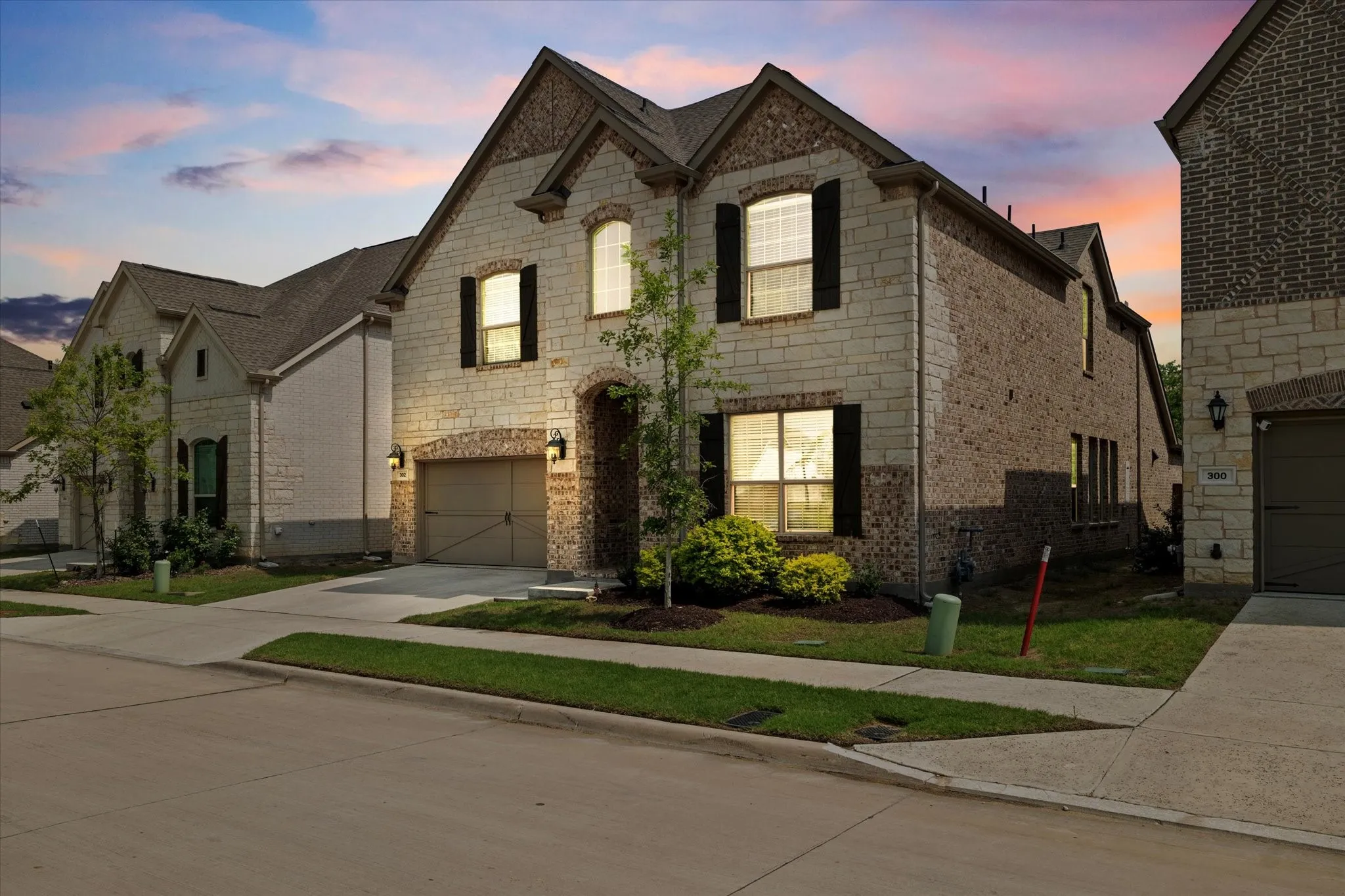 Single Family Residence For Sale in Denton County , 302 Dove Falls Drive, Argyle, Texas 76226, 5 Bedroom, 4 Bathroom, 2 Garage spaces, 3,534 Sqft, built in 2021, mls#21407226, Real Estate Agent in Argyle, Homes For Sale in Denton county, Homes For Sale in Argyle, Realtor in Argyle Texas, Real Estate Brokerage Independent Realty Texas, Luminita Cordes Realtor