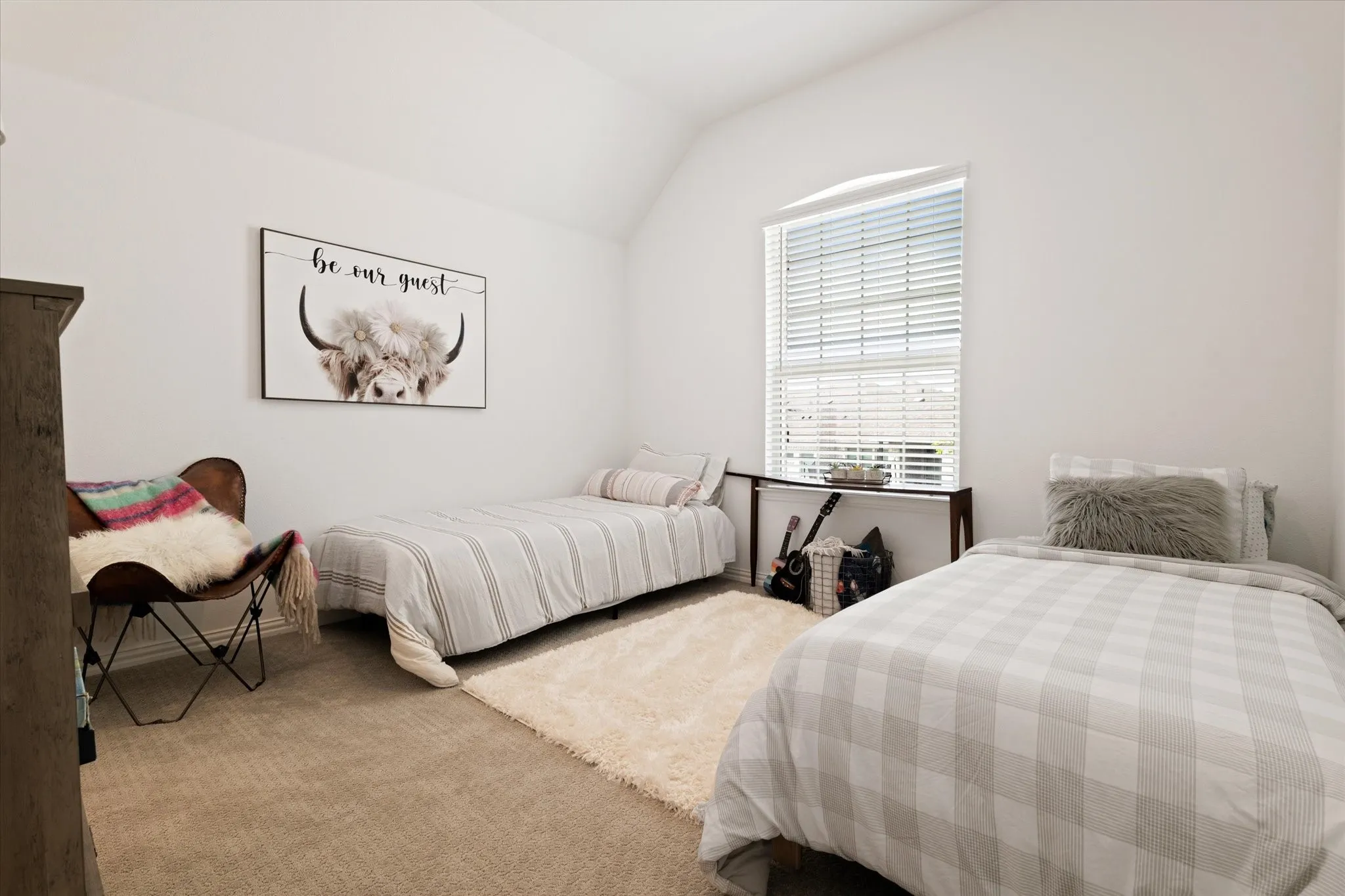 Single Family Residence For Sale in Denton County , 302 Dove Falls Drive, Argyle, Texas 76226, 5 Bedroom, 4 Bathroom, 2 Garage spaces, 3,534 Sqft, built in 2021, mls#21407226, Real Estate Agent in Argyle, Homes For Sale in Denton county, Homes For Sale in Argyle, Realtor in Argyle Texas, Real Estate Brokerage Independent Realty Texas, Luminita Cordes Realtor