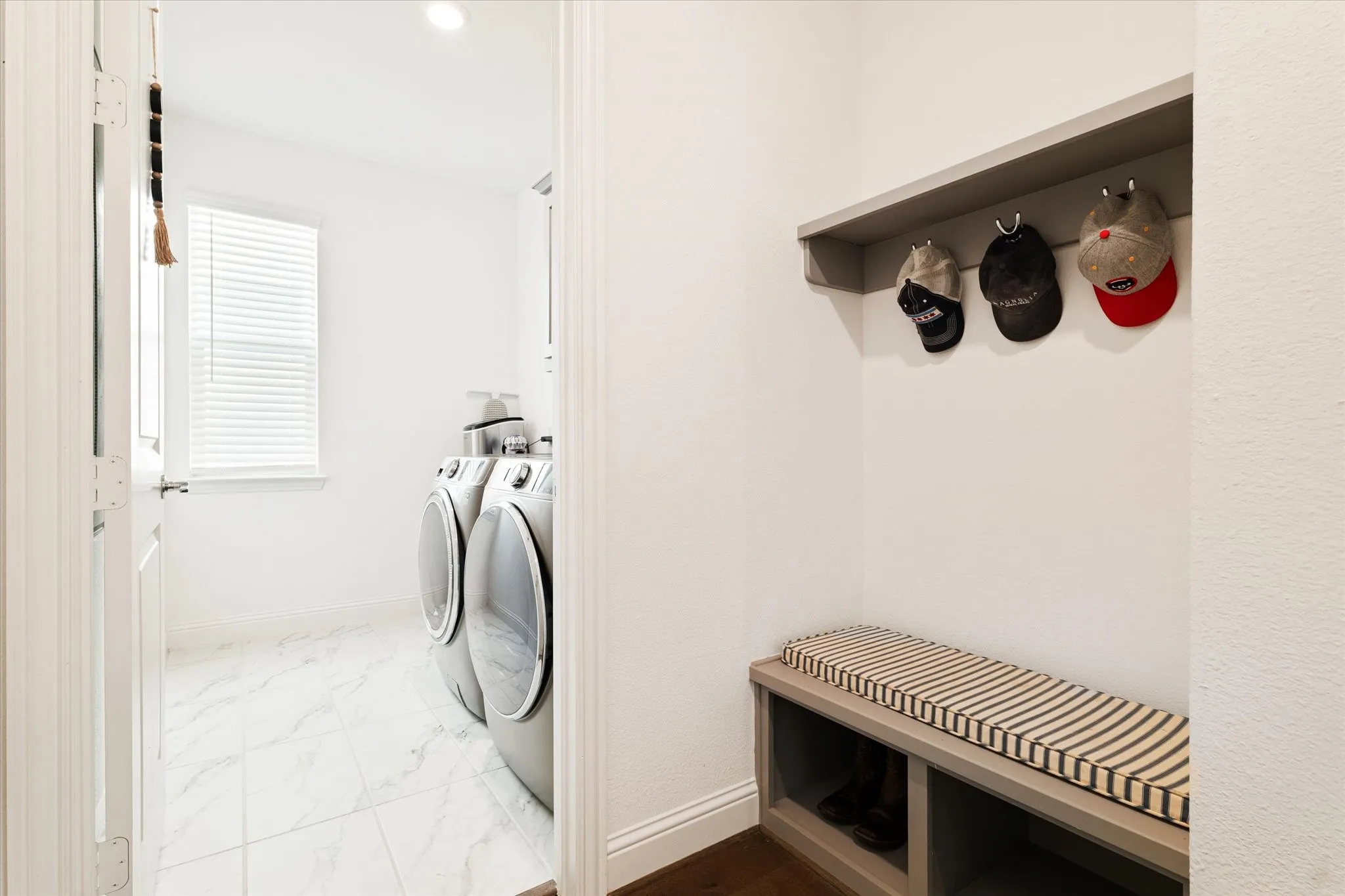 Single Family Residence For Sale in Denton County , 302 Dove Falls Drive, Argyle, Texas 76226, 5 Bedroom, 4 Bathroom, 2 Garage spaces, 3,534 Sqft, built in 2021, mls#21407226, Real Estate Agent in Argyle, Homes For Sale in Denton county, Homes For Sale in Argyle, Realtor in Argyle Texas, Real Estate Brokerage Independent Realty Texas, Luminita Cordes Realtor