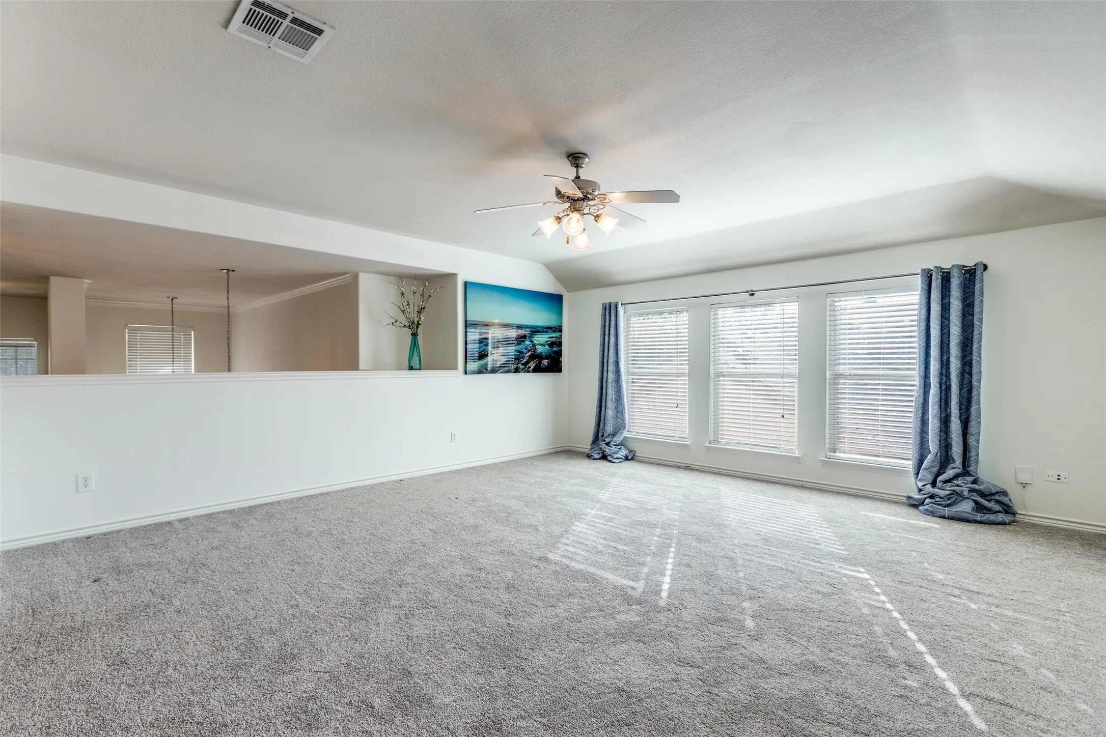 Single Family Residence For Sale in Denton County , 1521 Cotton Gin Drive, Savannah, Texas 76227, 4 Bedroom, 3 Bathroom, 2 Garage spaces, 2,754 Sqft, built in 2005, mls#21407253, Real Estate Agent in Savannah, Homes For Sale in Denton county, Homes For Sale in Savannah, Realtor in Savannah Texas, Real Estate Brokerage Independent Realty Texas, Luminita Cordes Realtor