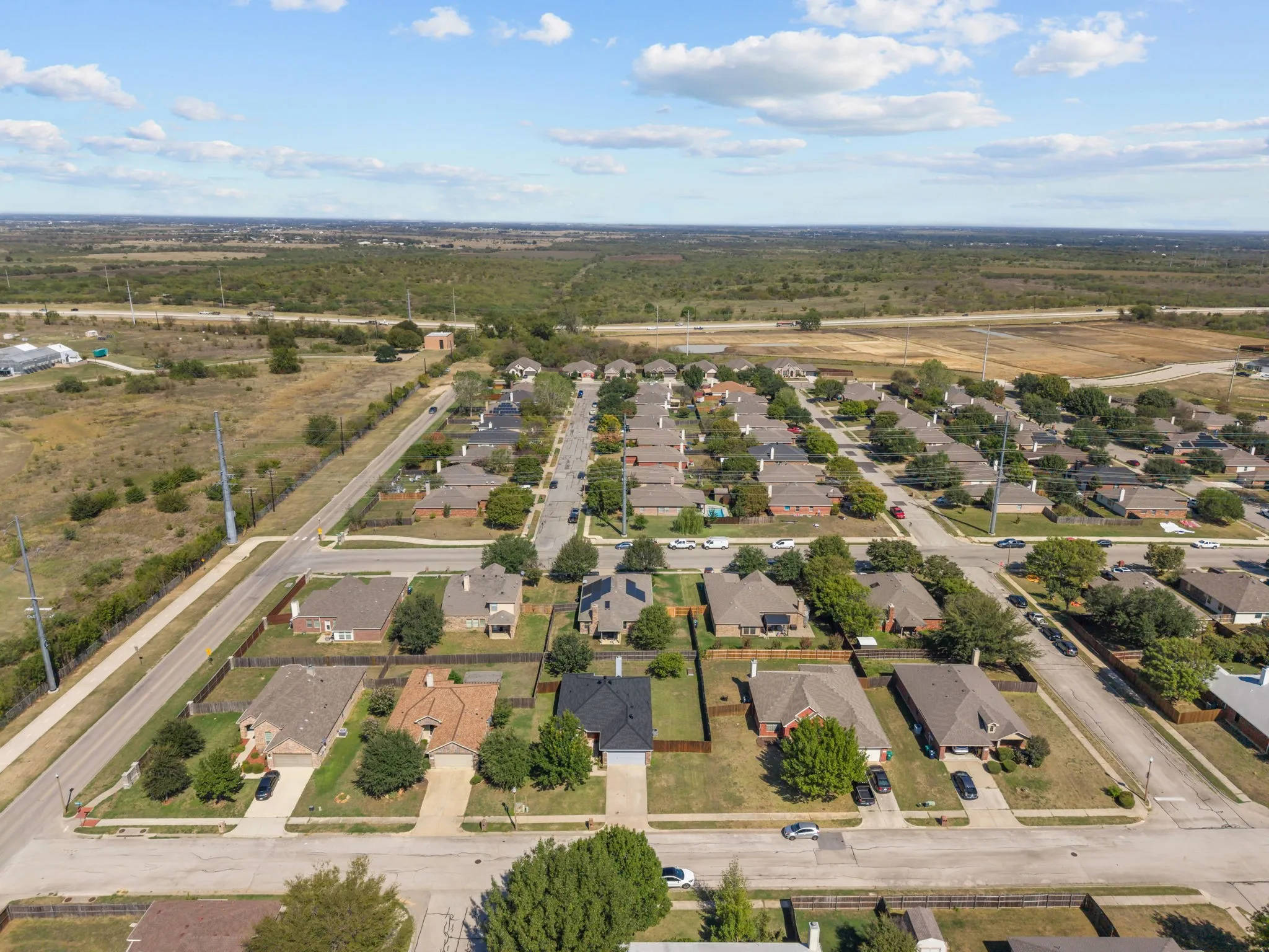 Single Family Residence For Sale in Denton County , 1608 Morin Drive, Denton, Texas 76207, 3 Bedroom, 2 Bathroom, 2 Garage spaces, 1,532 Sqft, built in 2004, mls#21365371, Real Estate Agent in Denton, Homes For Sale in Denton county, Homes For Sale in Denton, Realtor in Denton Texas, Real Estate Brokerage Independent Realty Texas, Luminita Cordes Realtor