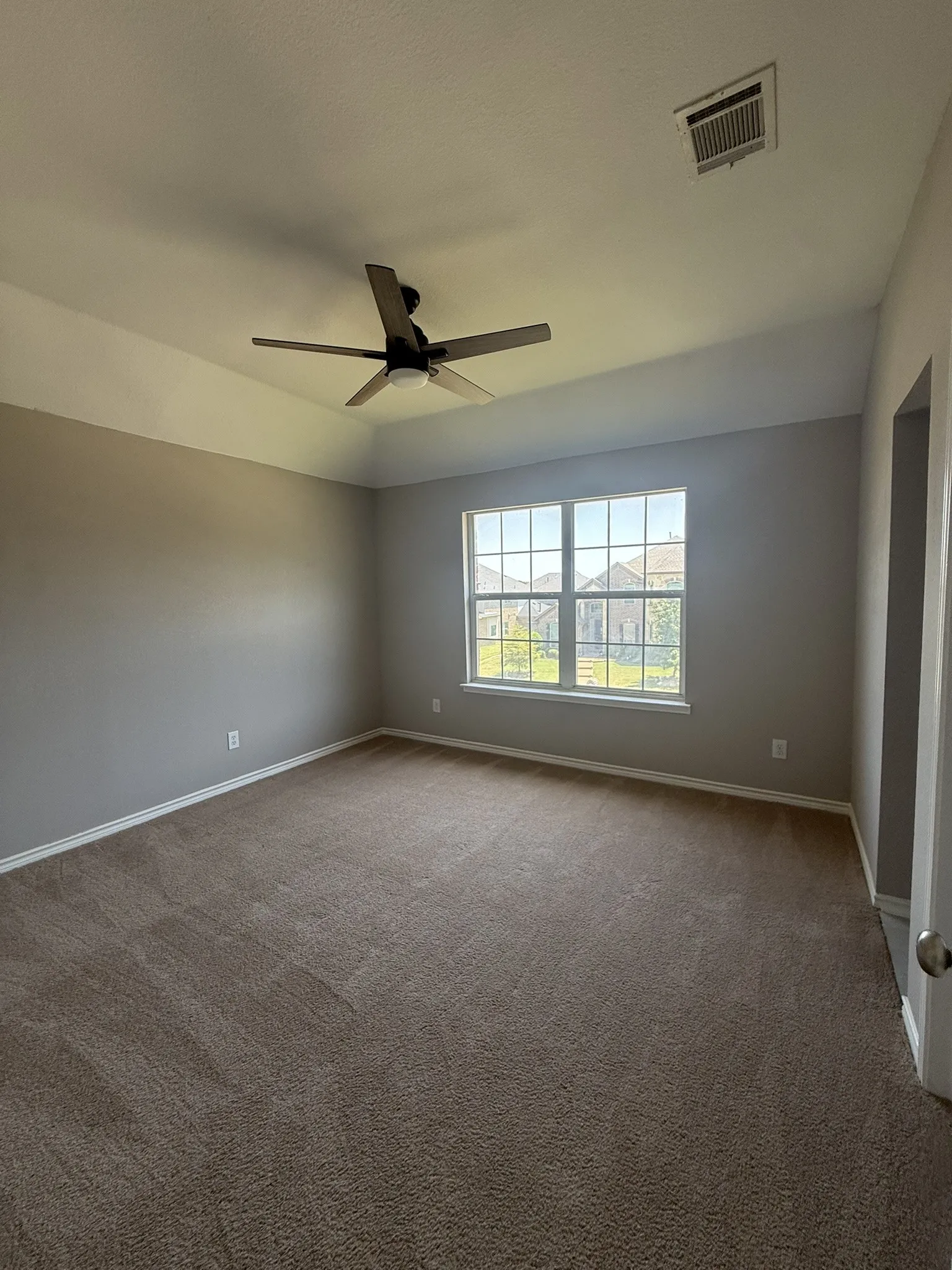 Single Family Residence For Rent in Denton County , 1220 Resaca Drive, Frisco, Texas 75033, 5 Bedroom, 4 Bathroom, 2 Garage spaces, 3,057 Sqft, built in 2003, mls#21407260, Real Estate Agent in Frisco, Homes For Rent in Denton county, Homes For Rent in Frisco, Realtor in Frisco Texas, Real Estate Brokerage Independent Realty Texas, Luminita Cordes Realtor