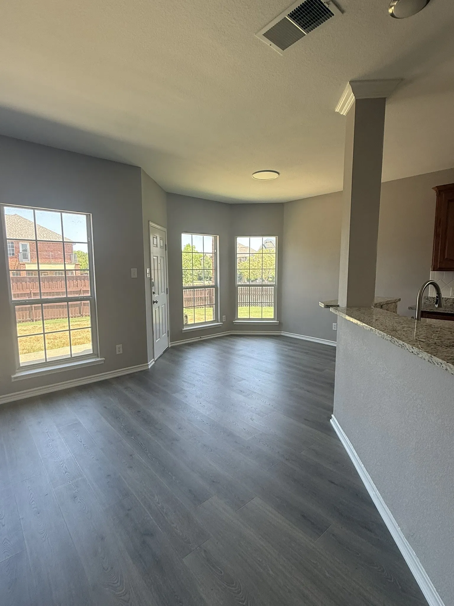 Single Family Residence For Rent in Denton County , 1220 Resaca Drive, Frisco, Texas 75033, 5 Bedroom, 4 Bathroom, 2 Garage spaces, 3,057 Sqft, built in 2003, mls#21407260, Real Estate Agent in Frisco, Homes For Rent in Denton county, Homes For Rent in Frisco, Realtor in Frisco Texas, Real Estate Brokerage Independent Realty Texas, Luminita Cordes Realtor