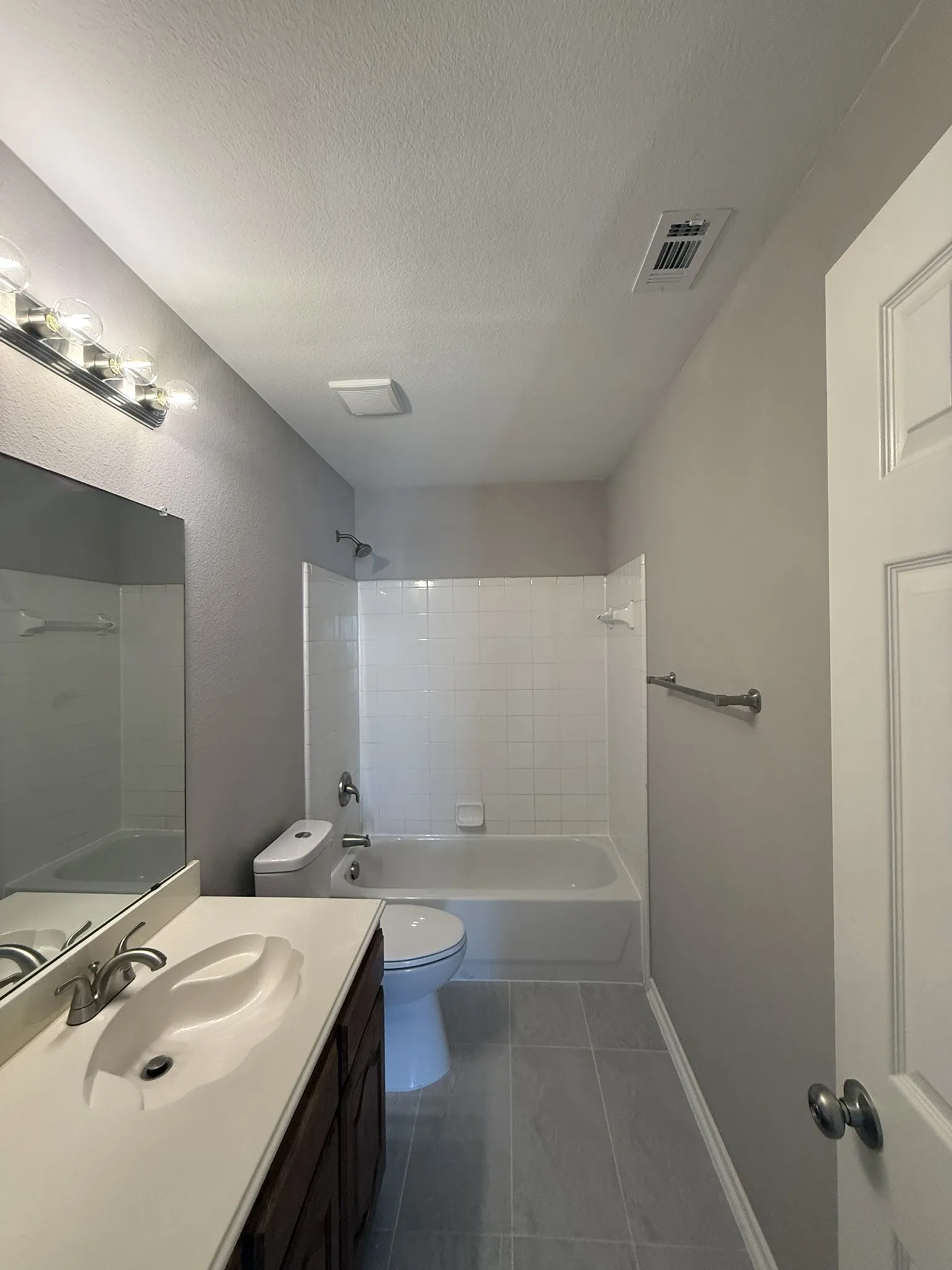 Single Family Residence For Rent in Denton County , 1220 Resaca Drive, Frisco, Texas 75033, 5 Bedroom, 4 Bathroom, 2 Garage spaces, 3,057 Sqft, built in 2003, mls#21407260, Real Estate Agent in Frisco, Homes For Rent in Denton county, Homes For Rent in Frisco, Realtor in Frisco Texas, Real Estate Brokerage Independent Realty Texas, Luminita Cordes Realtor