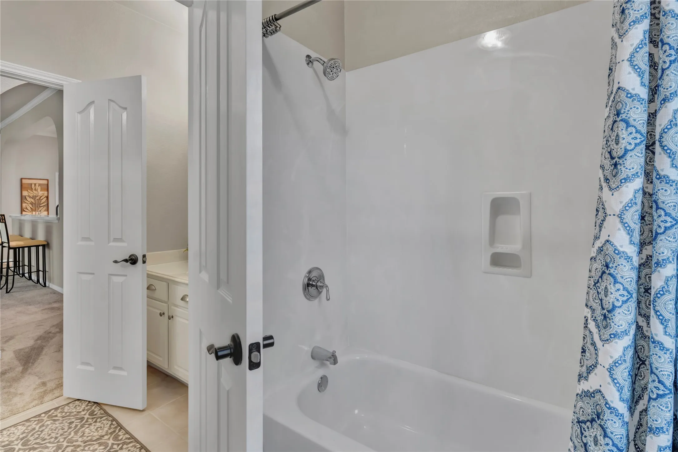 Single Family Residence For Sale in Tarrant County , 1302 Rosebriar Lane, Mansfield, Texas 76063, 3 Bedroom, 2 Bathroom, 3 Garage spaces, 2,441 Sqft, built in 2002, mls#21401155, Real Estate Agent in Mansfield, Homes For Sale in Tarrant county, Homes For Sale in Mansfield, Realtor in Mansfield Texas, Real Estate Brokerage Independent Realty Texas, Luminita Cordes Realtor
