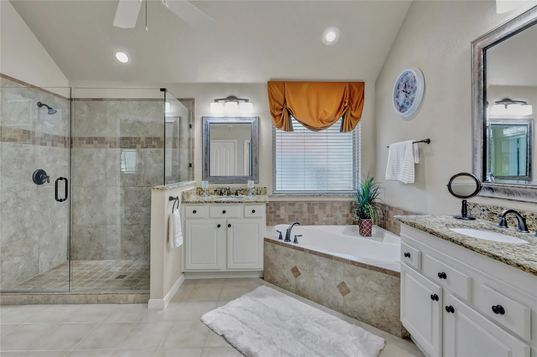 Single Family Residence For Sale in Tarrant County , 1302 Rosebriar Lane, Mansfield, Texas 76063, 3 Bedroom, 2 Bathroom, 3 Garage spaces, 2,441 Sqft, built in 2002, mls#21401155, Real Estate Agent in Mansfield, Homes For Sale in Tarrant county, Homes For Sale in Mansfield, Realtor in Mansfield Texas, Real Estate Brokerage Independent Realty Texas, Luminita Cordes Realtor