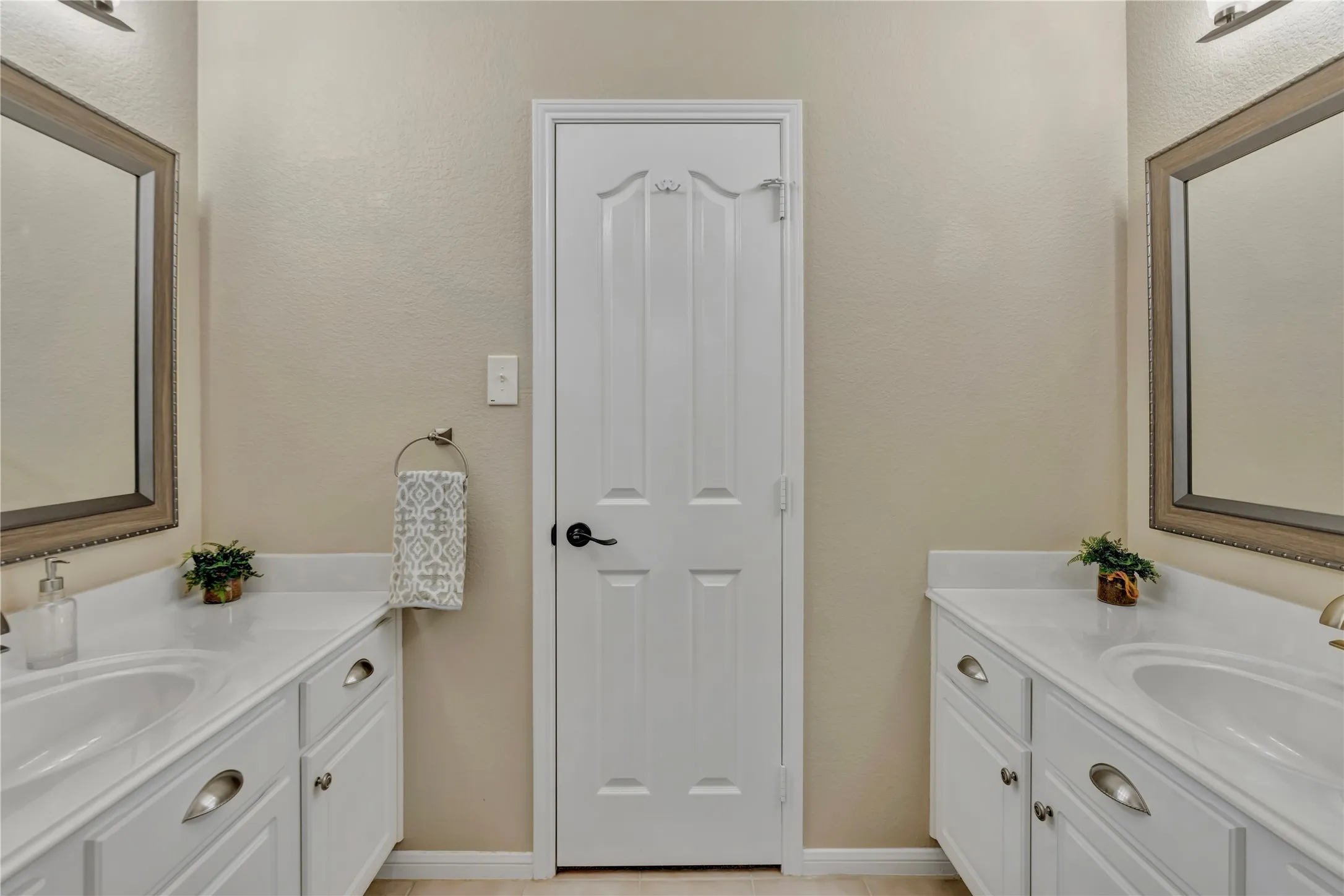 Double vanities in the secondary bathroom