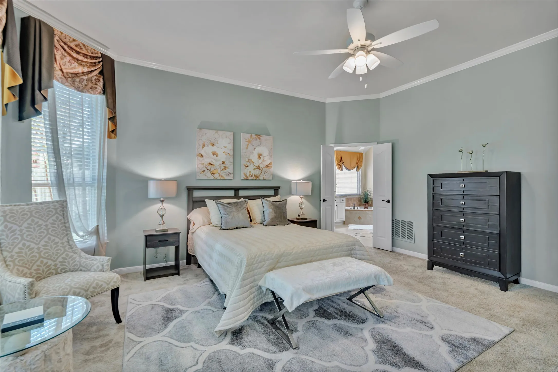 Single Family Residence For Sale in Tarrant County , 1302 Rosebriar Lane, Mansfield, Texas 76063, 3 Bedroom, 2 Bathroom, 3 Garage spaces, 2,441 Sqft, built in 2002, mls#21401155, Real Estate Agent in Mansfield, Homes For Sale in Tarrant county, Homes For Sale in Mansfield, Realtor in Mansfield Texas, Real Estate Brokerage Independent Realty Texas, Luminita Cordes Realtor