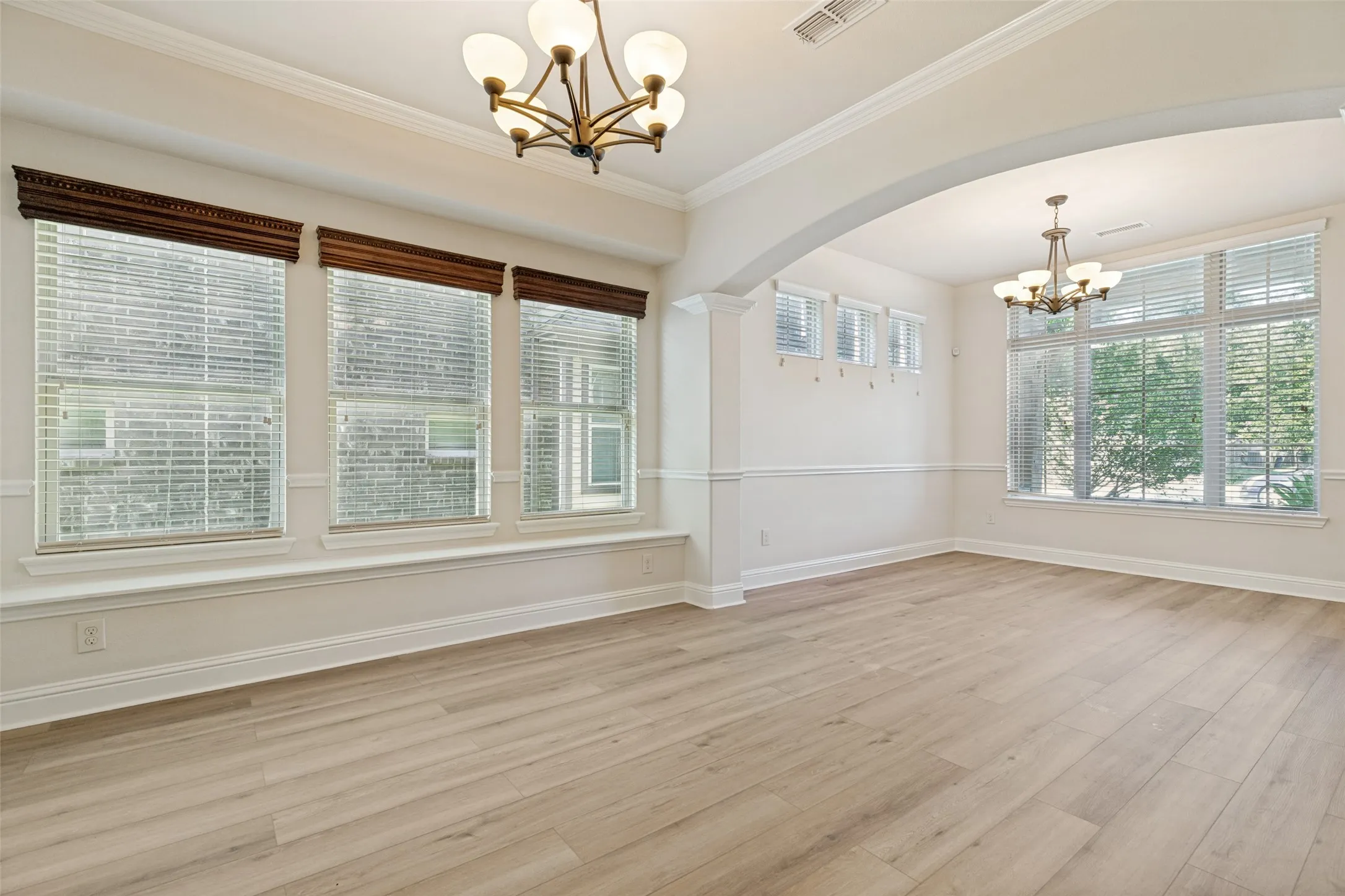 Single Family Residence For Rent in Denton County , 1100 Brendan Drive, Little Elm, Texas 75068, 4 Bedroom, 4 Bathroom, 2 Garage spaces, 2,921 Sqft, built in 2010, mls#21406855, Real Estate Agent in Little Elm, Homes For Rent in Denton county, Homes For Rent in Little Elm, Realtor in Little Elm Texas, Real Estate Brokerage Independent Realty Texas, Luminita Cordes Realtor