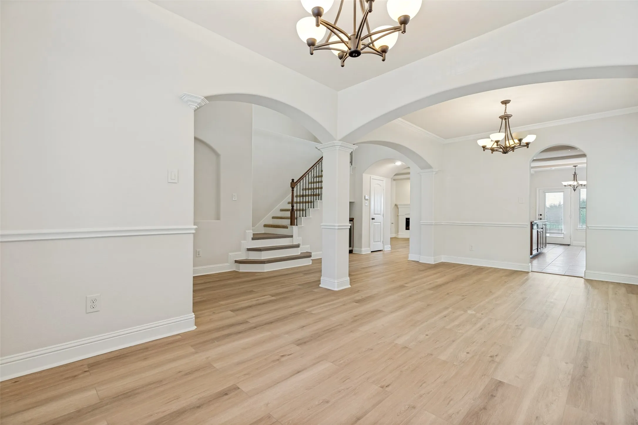 Single Family Residence For Rent in Denton County , 1100 Brendan Drive, Little Elm, Texas 75068, 4 Bedroom, 4 Bathroom, 2 Garage spaces, 2,921 Sqft, built in 2010, mls#21406855, Real Estate Agent in Little Elm, Homes For Rent in Denton county, Homes For Rent in Little Elm, Realtor in Little Elm Texas, Real Estate Brokerage Independent Realty Texas, Luminita Cordes Realtor