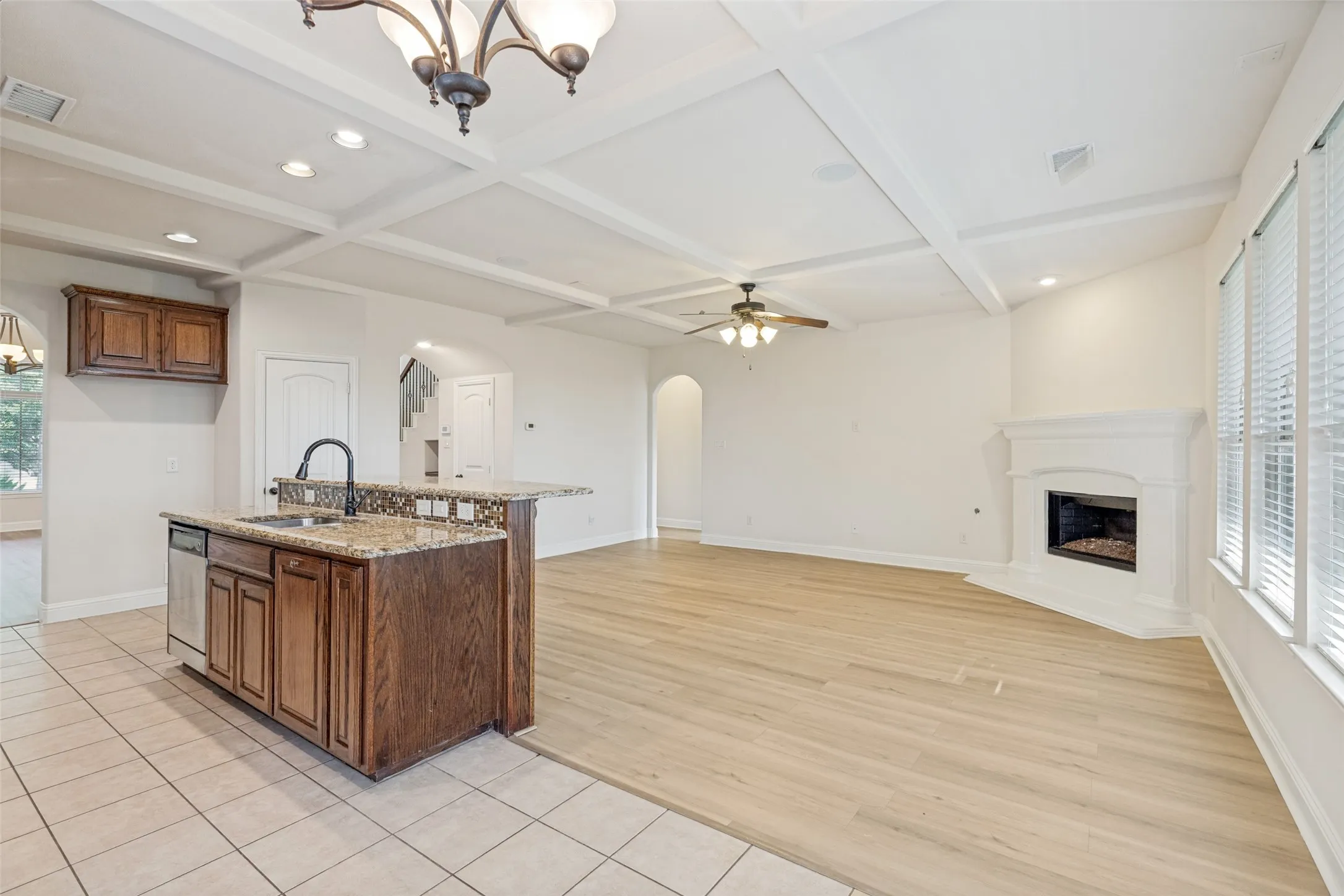 Single Family Residence For Rent in Denton County , 1100 Brendan Drive, Little Elm, Texas 75068, 4 Bedroom, 4 Bathroom, 2 Garage spaces, 2,921 Sqft, built in 2010, mls#21406855, Real Estate Agent in Little Elm, Homes For Rent in Denton county, Homes For Rent in Little Elm, Realtor in Little Elm Texas, Real Estate Brokerage Independent Realty Texas, Luminita Cordes Realtor