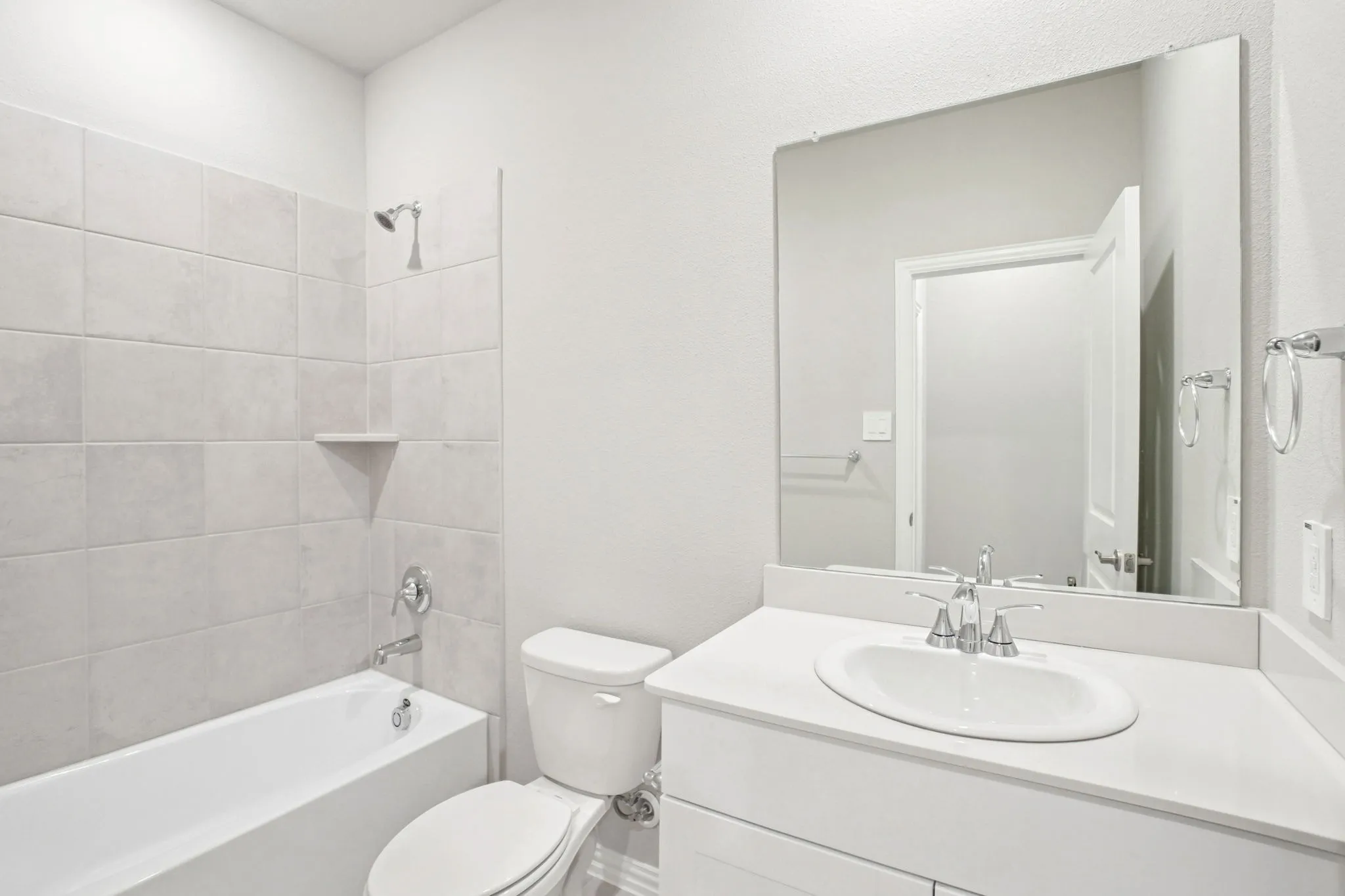 Photo is not of the actual home, but is an inspirational photo of builder’s model home and may depict options, furnishings, and/or decorator features that are not included.