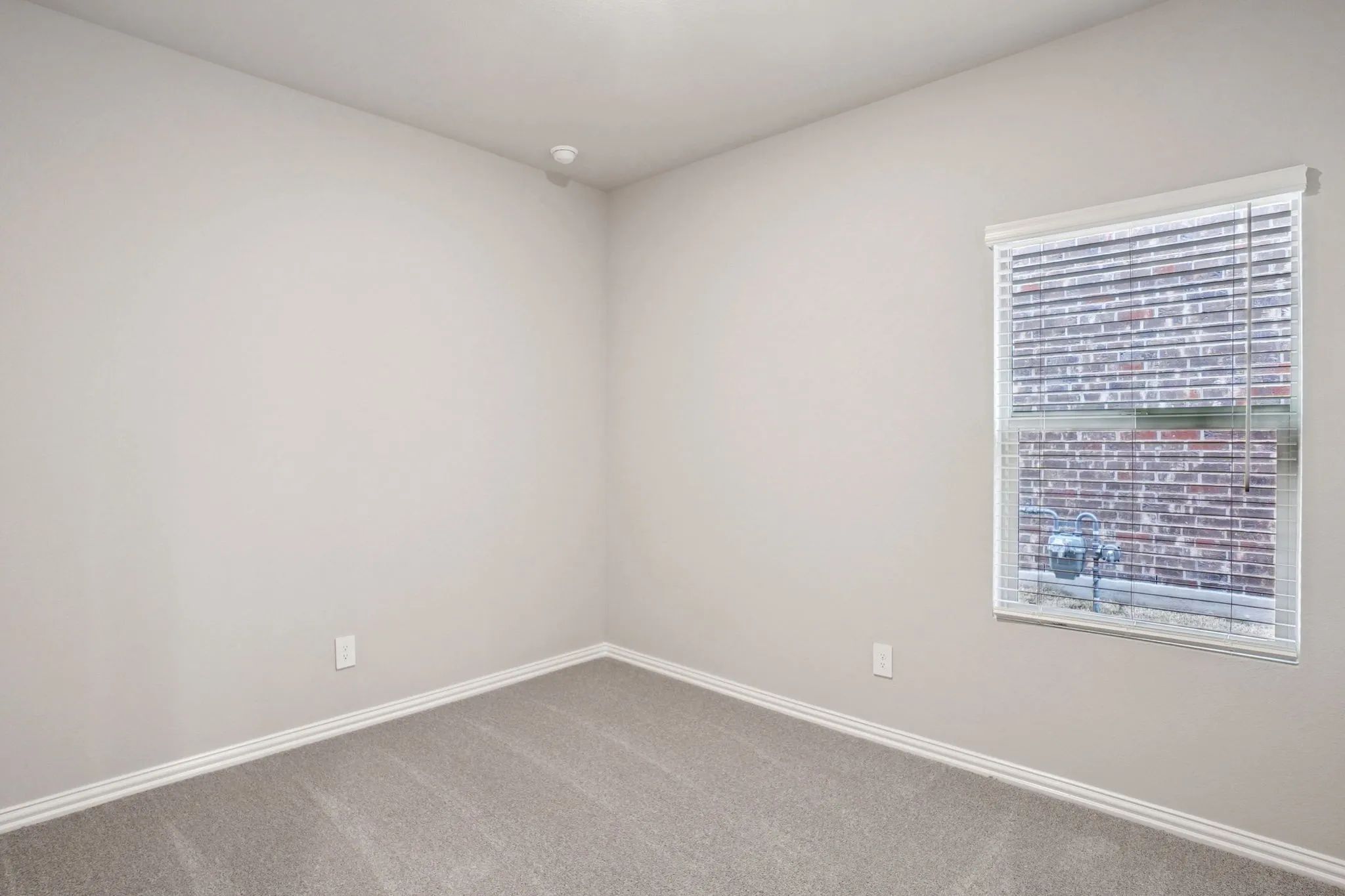 Photo is not of the actual home, but is an inspirational photo of builder’s model home and may depict options, furnishings, and/or decorator features that are not included.
