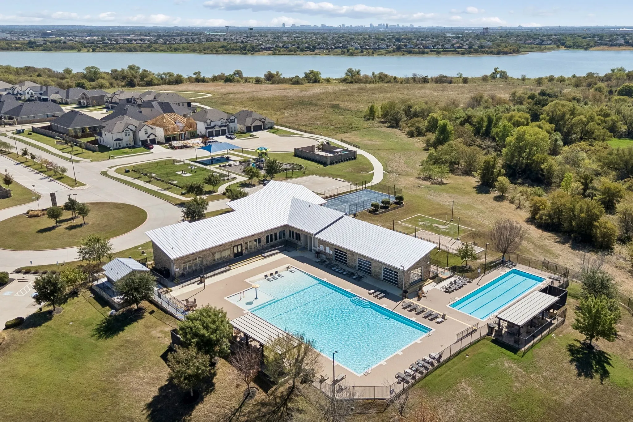 Single Family Residence For Sale in Denton County , 2113 Almassera Drive, Little Elm, Texas 75068, 3 Bedroom, 2 Bathroom, 2 Garage spaces, 1,797 Sqft, built in 2020, mls#21404977, Real Estate Agent in Little Elm, Homes For Sale in Denton county, Homes For Sale in Little Elm, Realtor in Little Elm Texas, Real Estate Brokerage Independent Realty Texas, Luminita Cordes Realtor