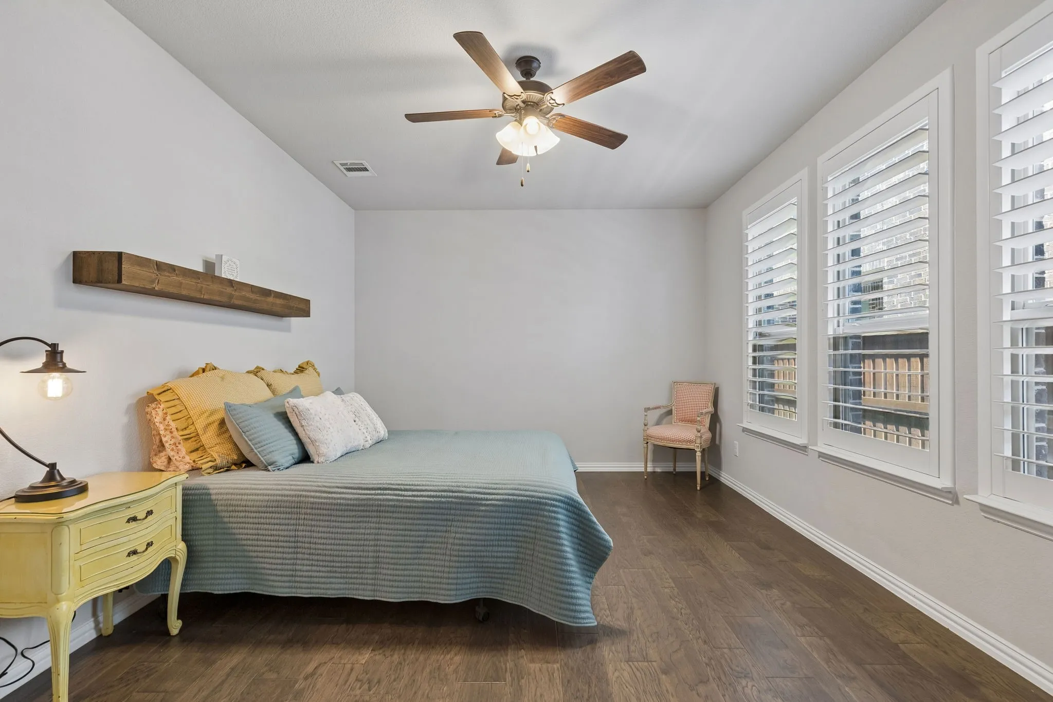 Single Family Residence For Sale in Denton County , 2113 Almassera Drive, Little Elm, Texas 75068, 3 Bedroom, 2 Bathroom, 2 Garage spaces, 1,797 Sqft, built in 2020, mls#21404977, Real Estate Agent in Little Elm, Homes For Sale in Denton county, Homes For Sale in Little Elm, Realtor in Little Elm Texas, Real Estate Brokerage Independent Realty Texas, Luminita Cordes Realtor