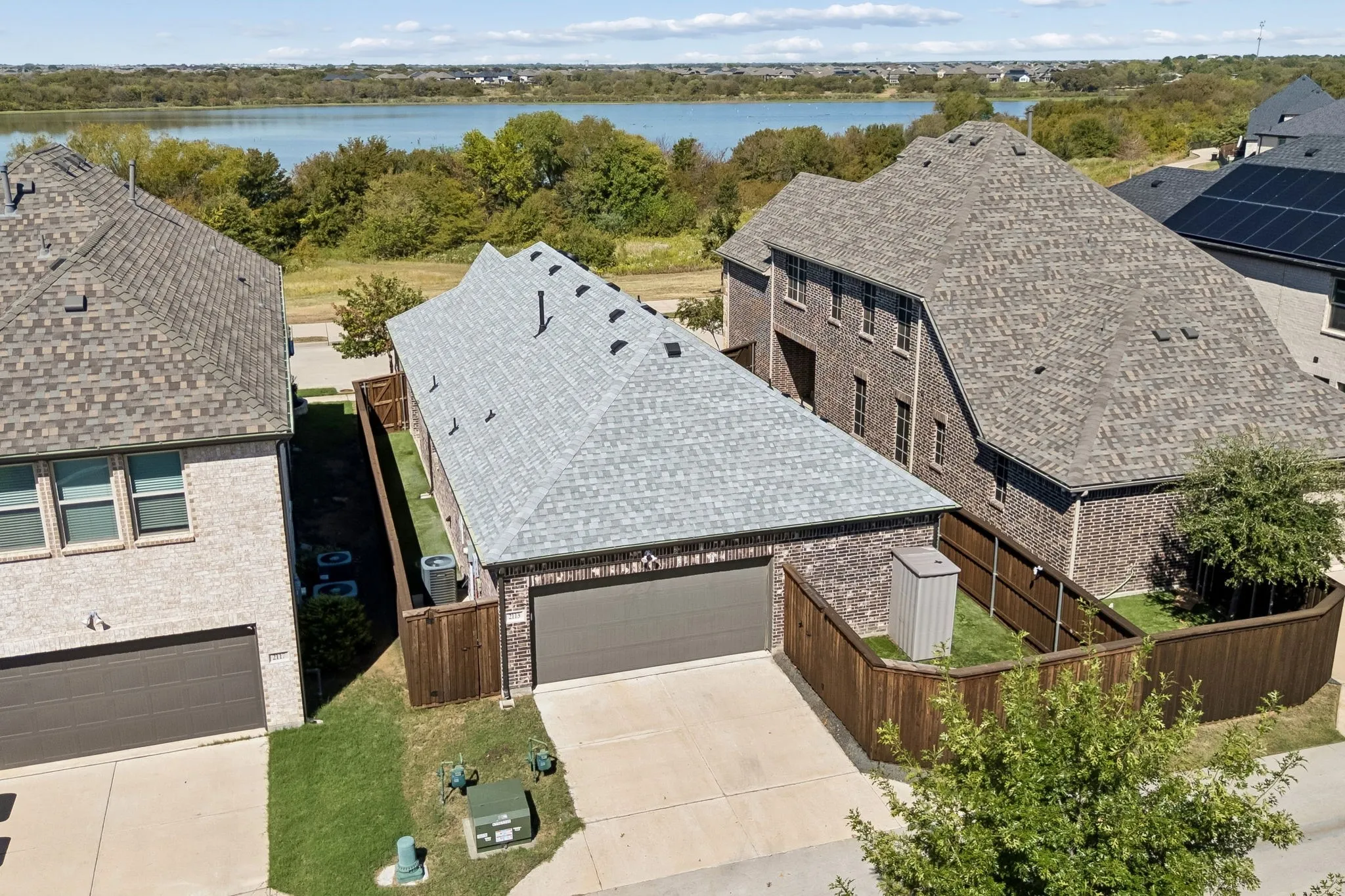 Single Family Residence For Sale in Denton County , 2113 Almassera Drive, Little Elm, Texas 75068, 3 Bedroom, 2 Bathroom, 2 Garage spaces, 1,797 Sqft, built in 2020, mls#21404977, Real Estate Agent in Little Elm, Homes For Sale in Denton county, Homes For Sale in Little Elm, Realtor in Little Elm Texas, Real Estate Brokerage Independent Realty Texas, Luminita Cordes Realtor