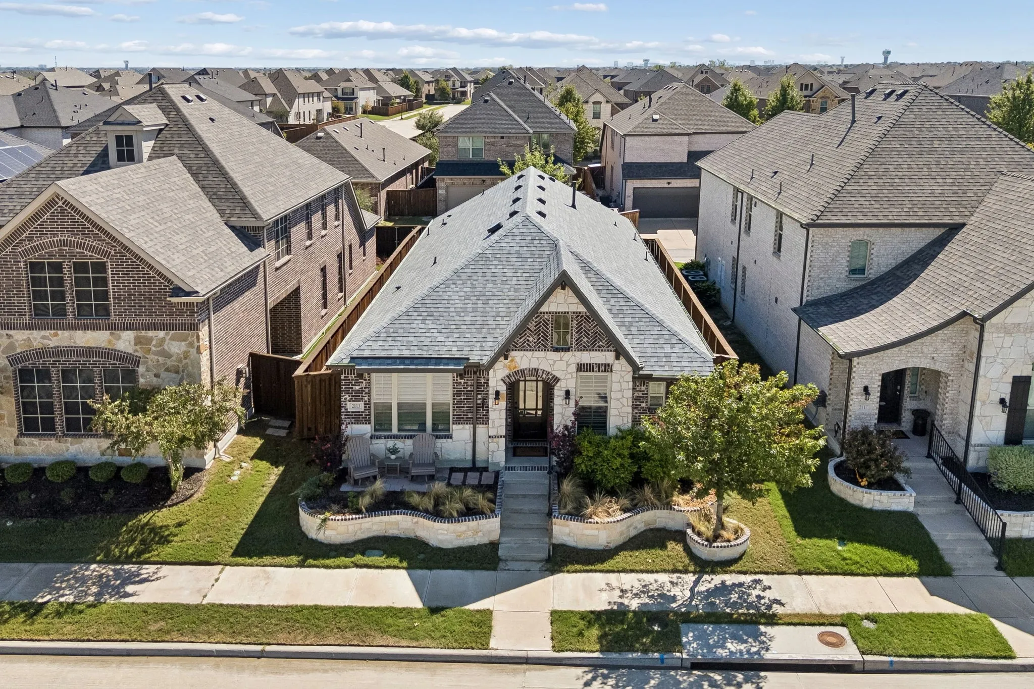 Single Family Residence For Sale in Denton County , 2113 Almassera Drive, Little Elm, Texas 75068, 3 Bedroom, 2 Bathroom, 2 Garage spaces, 1,797 Sqft, built in 2020, mls#21404977, Real Estate Agent in Little Elm, Homes For Sale in Denton county, Homes For Sale in Little Elm, Realtor in Little Elm Texas, Real Estate Brokerage Independent Realty Texas, Luminita Cordes Realtor