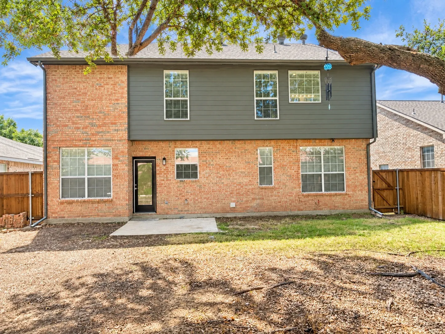 Single Family Residence For Sale in Denton County , 2536 Windchase Drive, Flower Mound, Texas 75028, 3 Bedroom, 3 Bathroom, 2 Garage spaces, 1,983 Sqft, built in 1992, mls#21406608, Real Estate Agent in Flower Mound, Homes For Sale in Denton county, Homes For Sale in Flower Mound, Realtor in Flower Mound Texas, Real Estate Brokerage Independent Realty Texas, Luminita Cordes Realtor