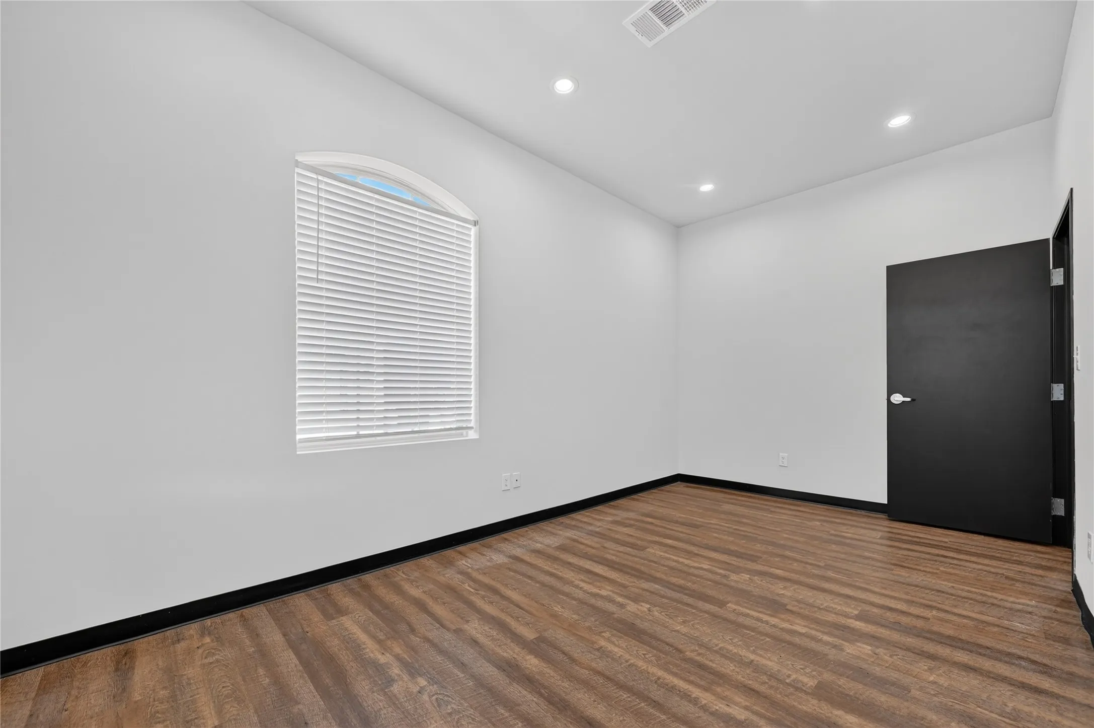 Office For Sale in Collin County , 3600 Eldorado Parkway 3, Mc Kinney, Texas 75070, 0, 0, Garage spaces, 0 Sqft, built in 2015, mls#21398891, Real Estate Agent in Mc Kinney, Homes For Sale in Collin county, Homes For Sale in Mc Kinney, Realtor in Mc Kinney Texas, Real Estate Brokerage Independent Realty Texas, Luminita Cordes Realtor
