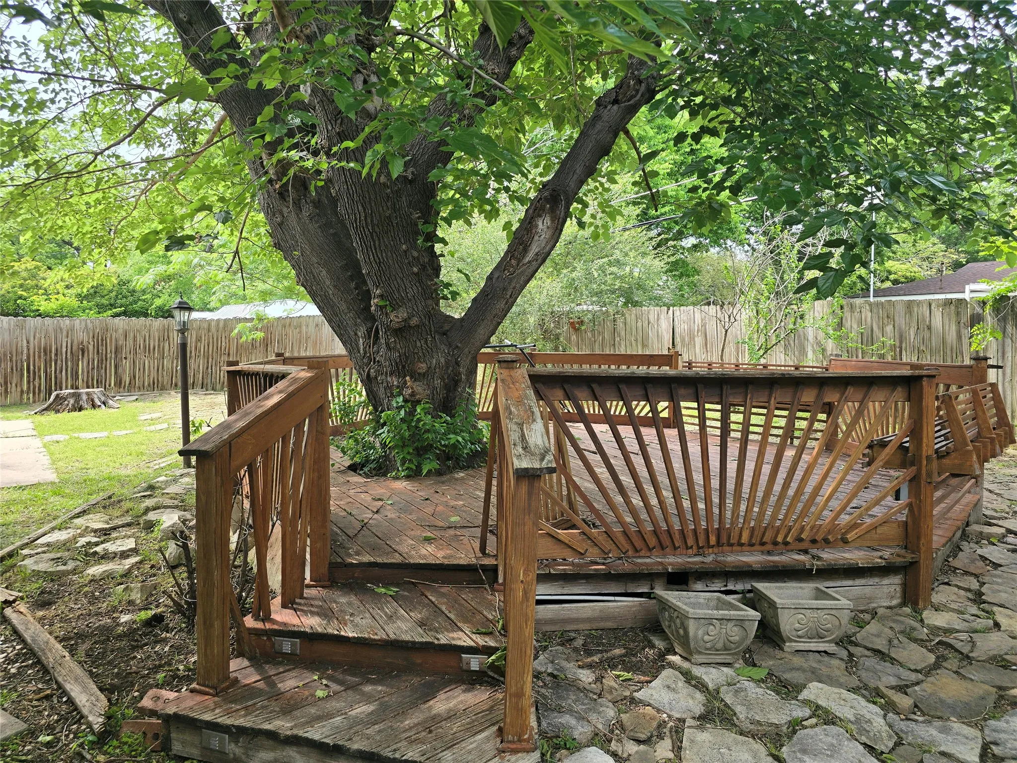 Single Family Residence For Rent in Tarrant County , 7016 Valhalla Road, Fort Worth, Texas 76116, 3 Bedroom, 2 Bathroom, 2 Garage spaces, 1,644 Sqft, built in 1959, mls#21407065, Real Estate Agent in Fort Worth, Homes For Rent in Tarrant county, Homes For Rent in Fort Worth, Realtor in Fort Worth Texas, Real Estate Brokerage Independent Realty Texas, Luminita Cordes Realtor