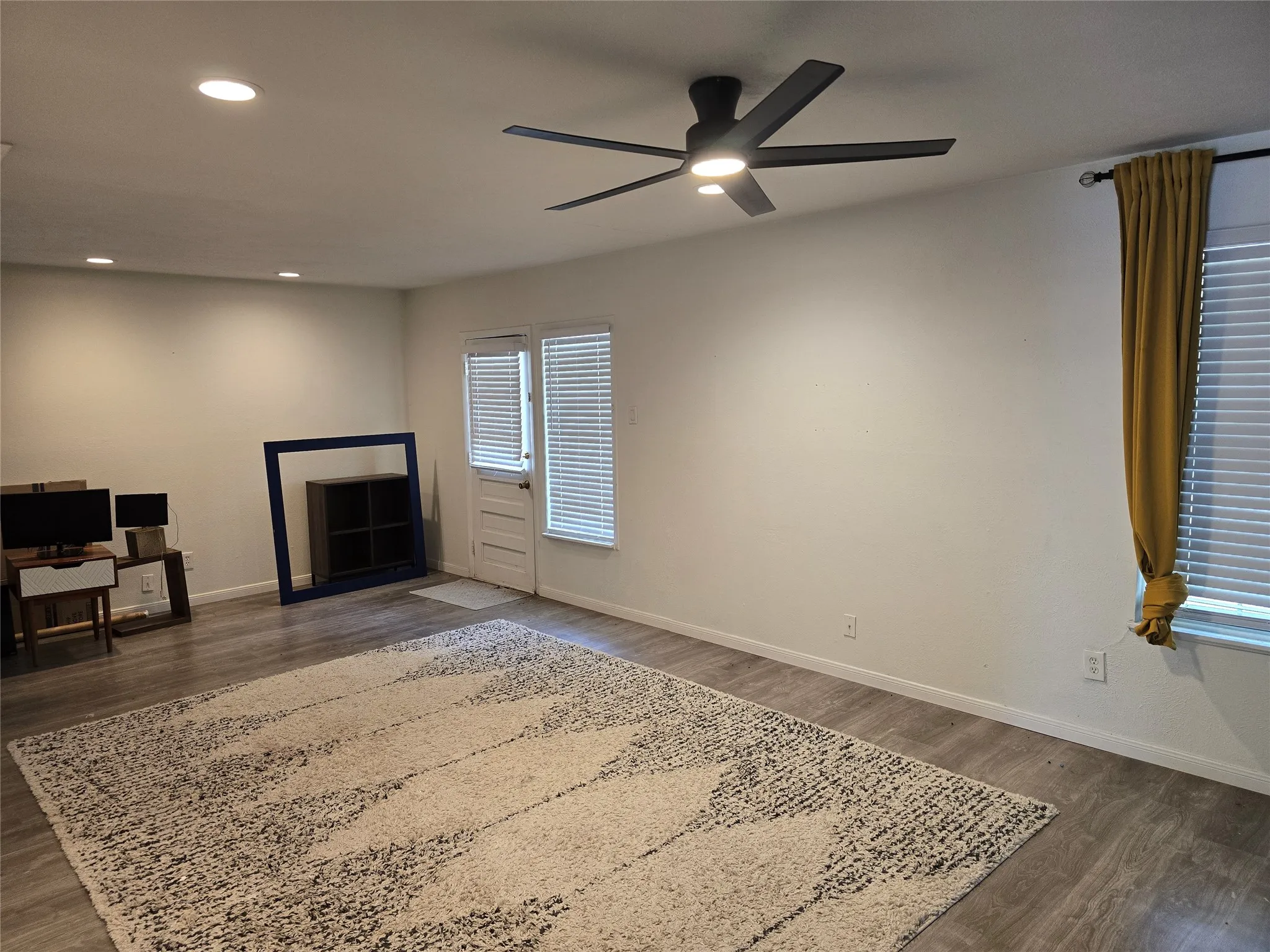 Single Family Residence For Rent in Tarrant County , 7016 Valhalla Road, Fort Worth, Texas 76116, 3 Bedroom, 2 Bathroom, 2 Garage spaces, 1,644 Sqft, built in 1959, mls#21407065, Real Estate Agent in Fort Worth, Homes For Rent in Tarrant county, Homes For Rent in Fort Worth, Realtor in Fort Worth Texas, Real Estate Brokerage Independent Realty Texas, Luminita Cordes Realtor