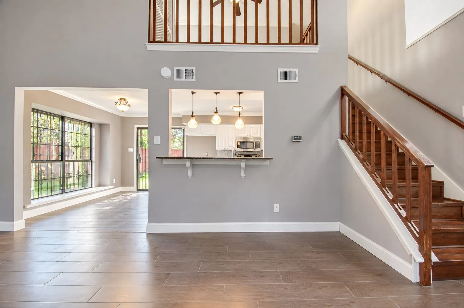Single Family Residence For Sale in Dallas County , 1527 Hancock Drive, Mesquite, Texas 75149, 2 Bedroom, 3 Bathroom, 2 Garage spaces, 1,468 Sqft, built in 1984, mls#21403213, Real Estate Agent in Mesquite, Homes For Sale in Dallas county, Homes For Sale in Mesquite, Realtor in Mesquite Texas, Real Estate Brokerage Independent Realty Texas, Luminita Cordes Realtor