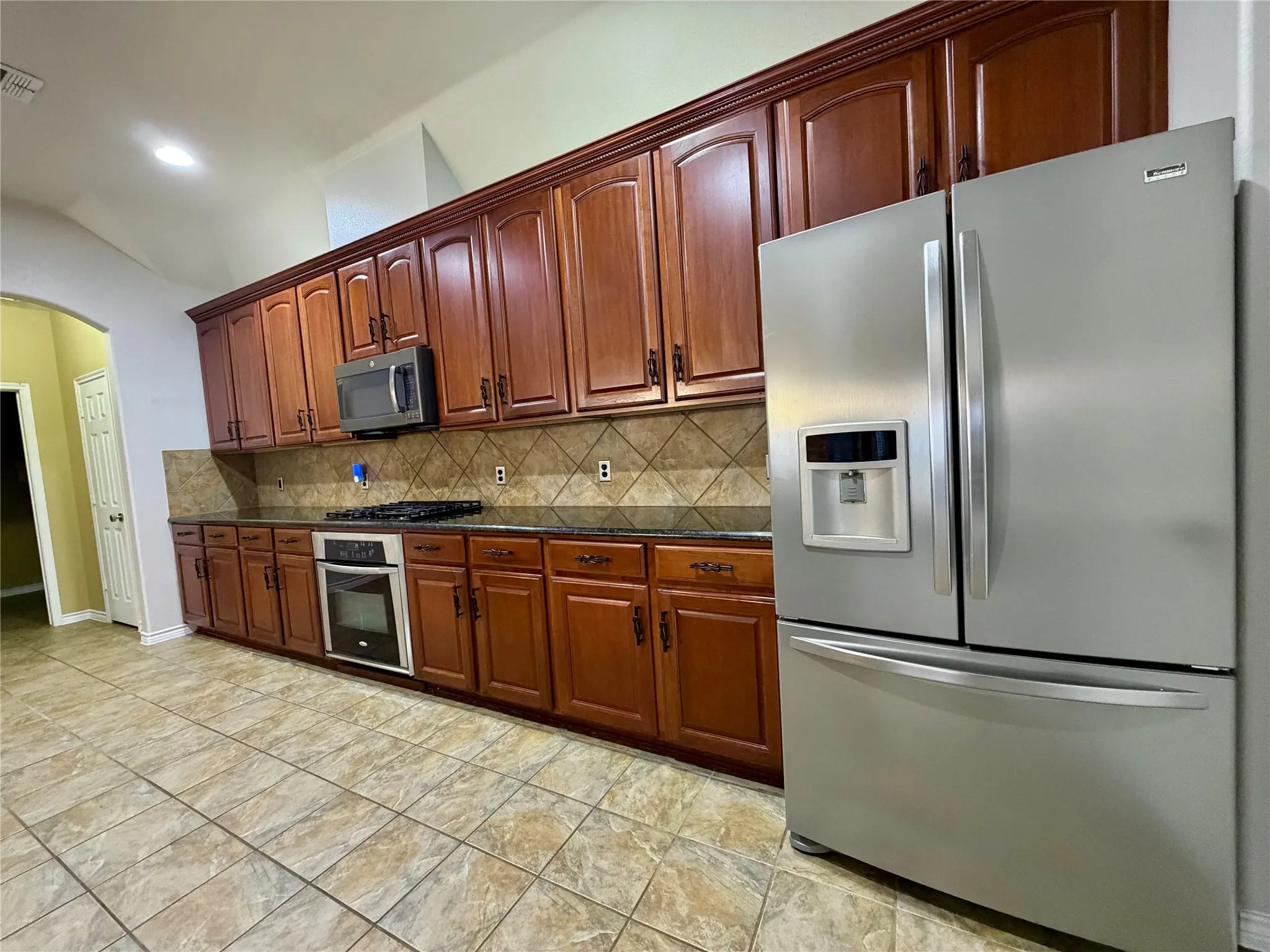 Single Family Residence For Rent in Collin County , 9269 Penton Place, Frisco, Texas 75035, 3 Bedroom, 2 Bathroom, 2 Garage spaces, 1,785 Sqft, built in 2005, mls#21407217, Real Estate Agent in Frisco, Homes For Rent in Collin county, Homes For Rent in Frisco, Realtor in Frisco Texas, Real Estate Brokerage Independent Realty Texas, Luminita Cordes Realtor