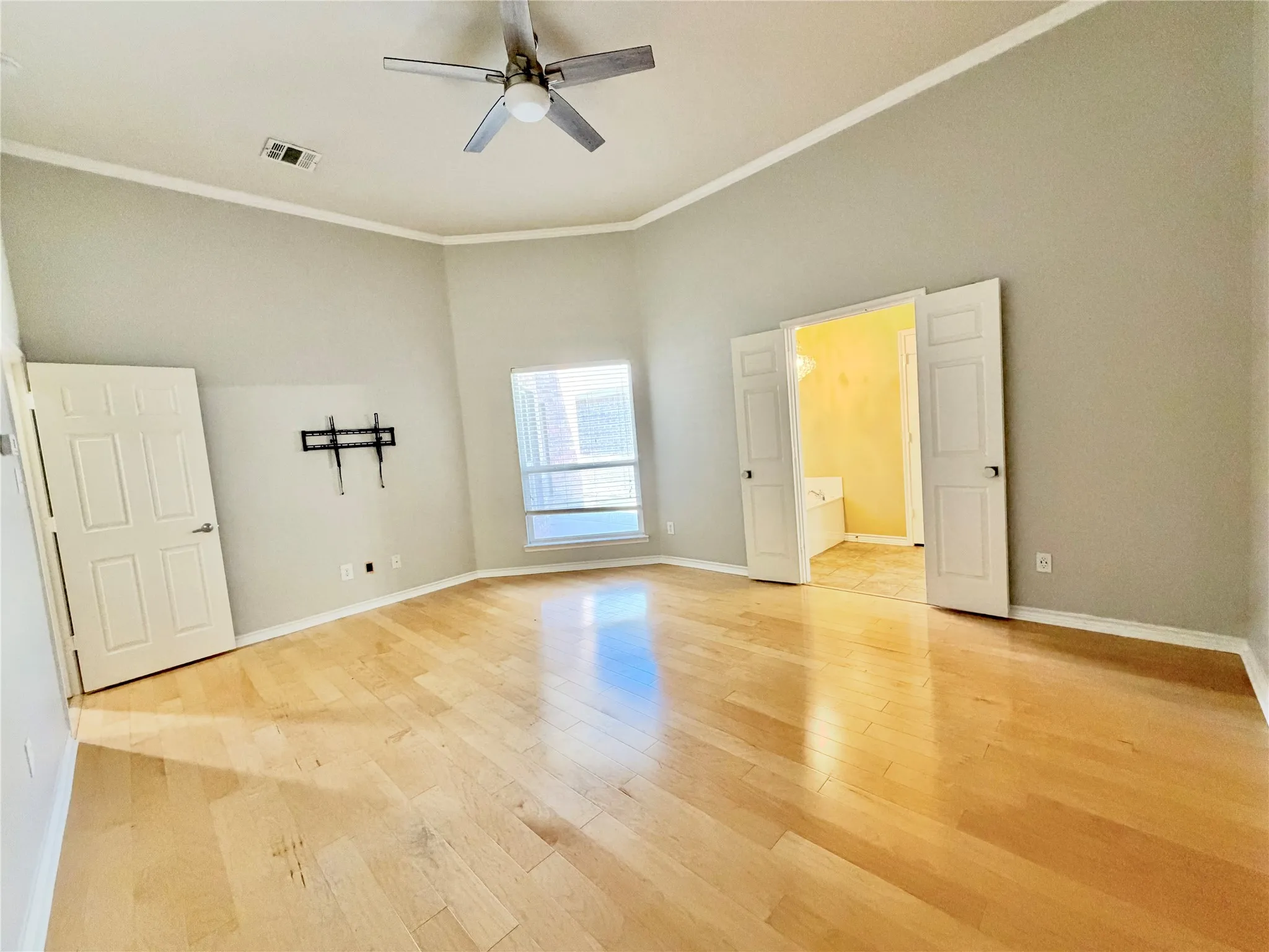 Single Family Residence For Rent in Collin County , 9269 Penton Place, Frisco, Texas 75035, 3 Bedroom, 2 Bathroom, 2 Garage spaces, 1,785 Sqft, built in 2005, mls#21407217, Real Estate Agent in Frisco, Homes For Rent in Collin county, Homes For Rent in Frisco, Realtor in Frisco Texas, Real Estate Brokerage Independent Realty Texas, Luminita Cordes Realtor