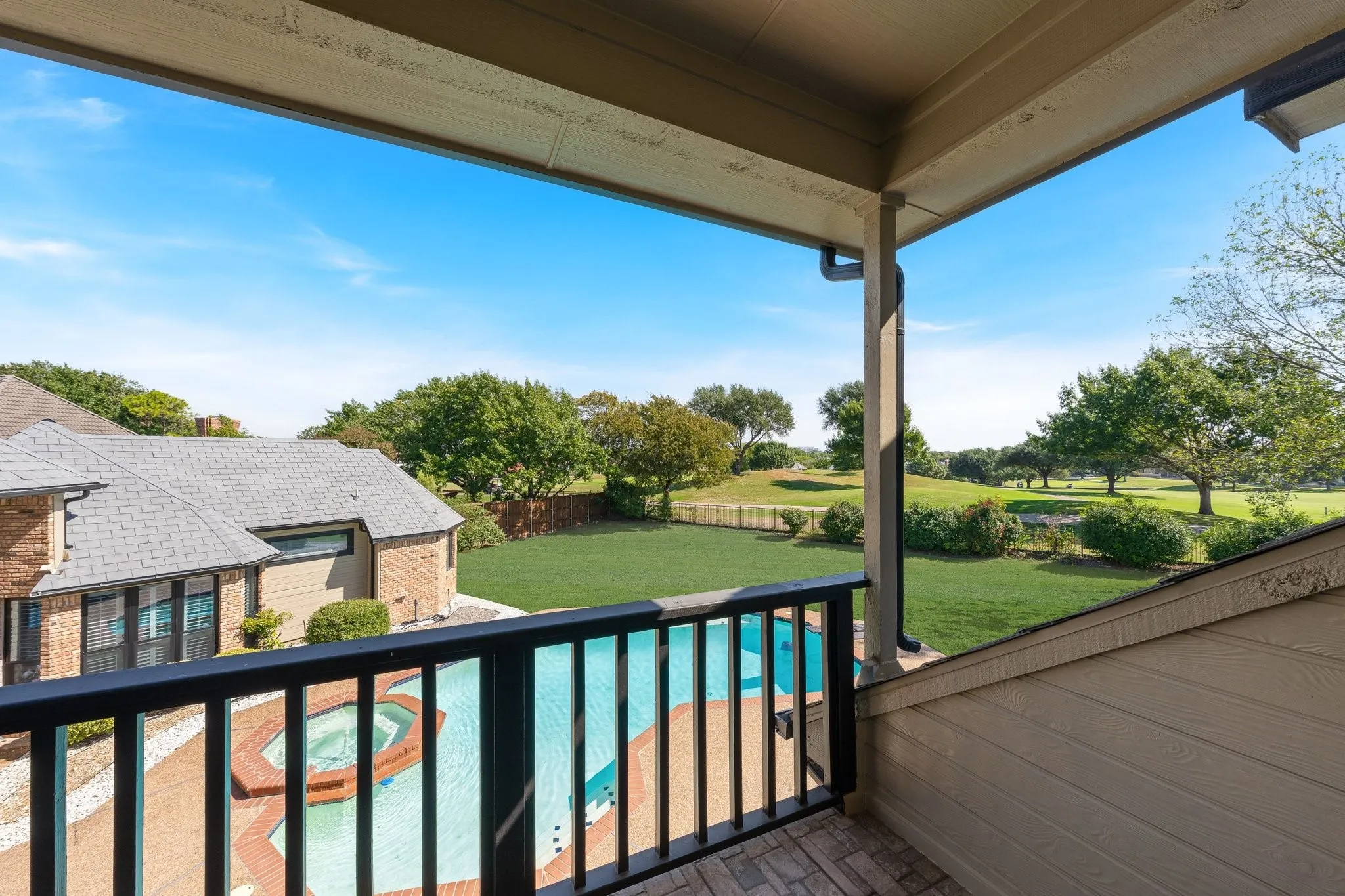 Single Family Residence For Sale in Denton County , 6633 Muirfield Circle, Plano, Texas 75093, 5 Bedroom, 5 Bathroom, 3 Garage spaces, 5,214 Sqft, built in 1989, mls#21407090, Real Estate Agent in Plano, Homes For Sale in Denton county, Homes For Sale in Plano, Realtor in Plano Texas, Real Estate Brokerage Independent Realty Texas, Luminita Cordes Realtor