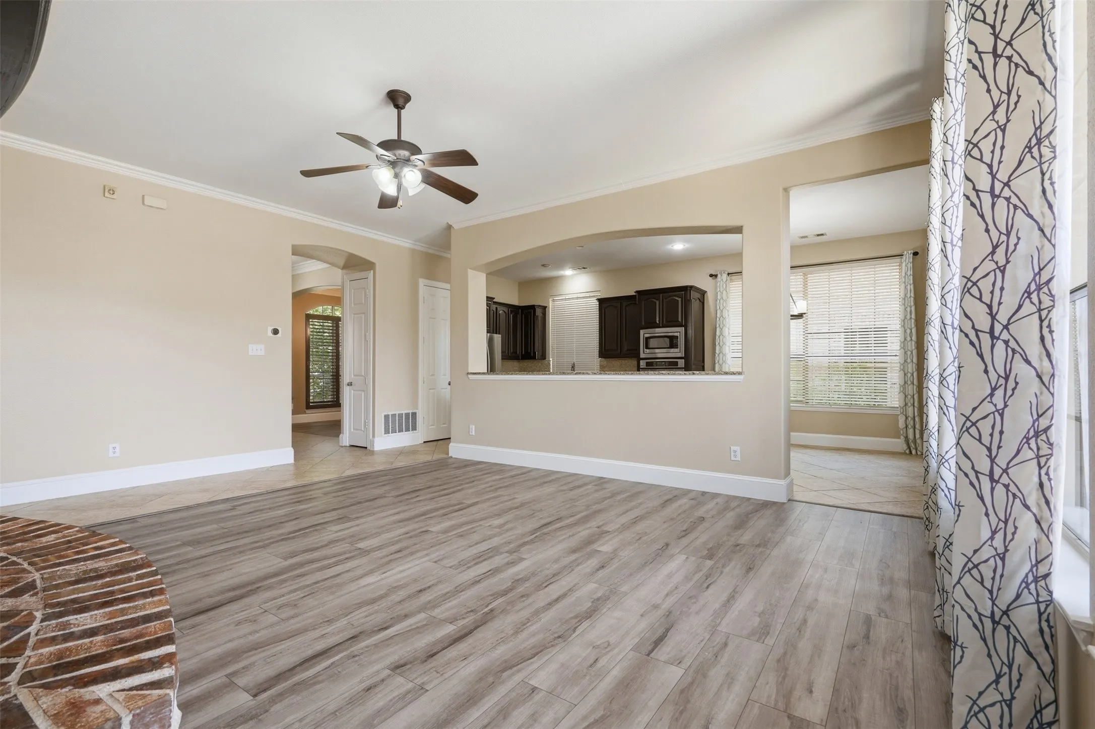 Single Family Residence For Rent in Denton County , 2310 Queen Morgan Lane, Lewisville, Texas 75056, 3 Bedroom, 3 Bathroom, 2 Garage spaces, 2,999 Sqft, built in 2004, mls#21407286, Real Estate Agent in Lewisville, Homes For Rent in Denton county, Homes For Rent in Lewisville, Realtor in Lewisville Texas, Real Estate Brokerage Independent Realty Texas, Luminita Cordes Realtor