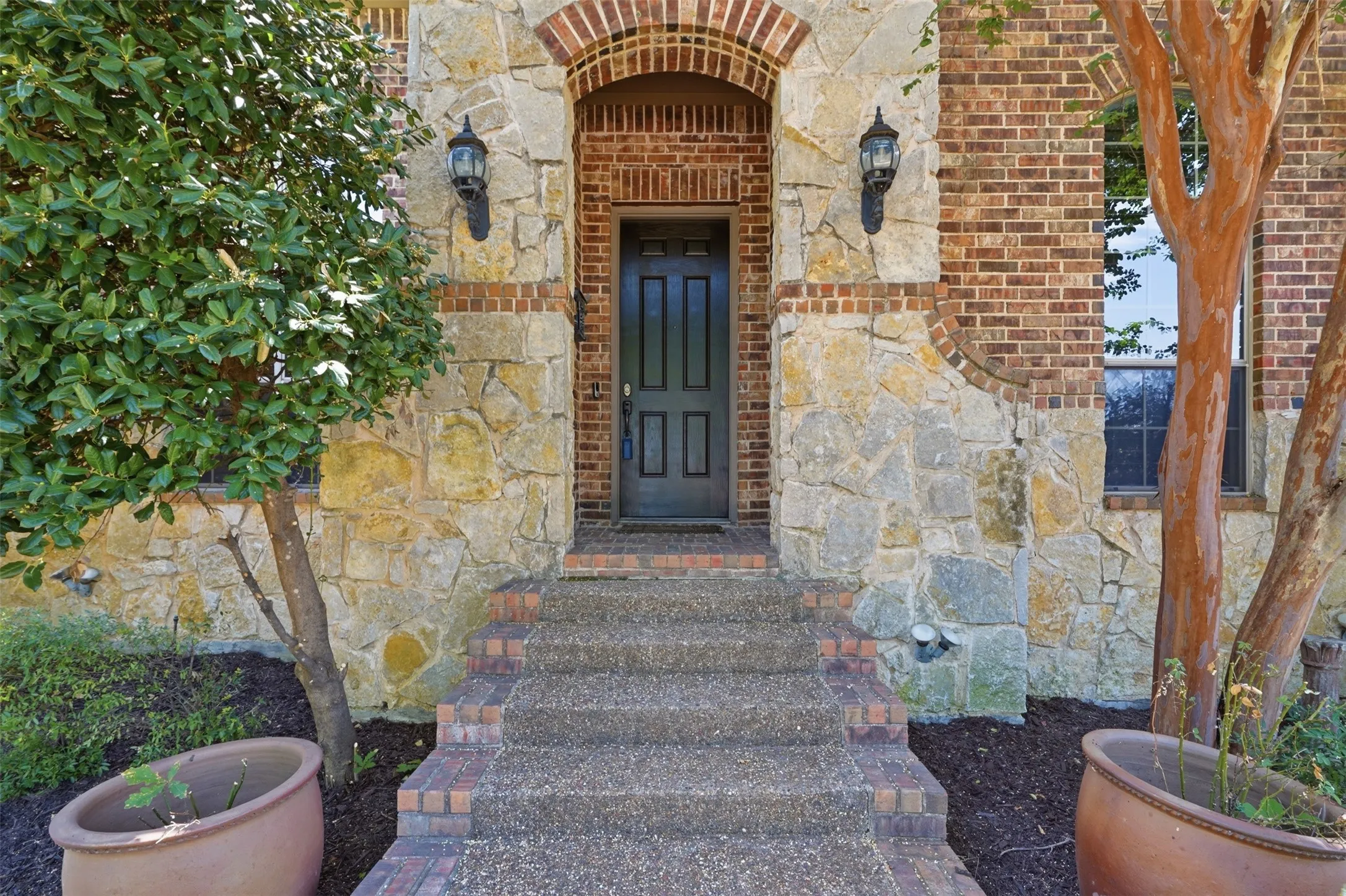 Single Family Residence For Rent in Denton County , 2310 Queen Morgan Lane, Lewisville, Texas 75056, 3 Bedroom, 3 Bathroom, 2 Garage spaces, 2,999 Sqft, built in 2004, mls#21407286, Real Estate Agent in Lewisville, Homes For Rent in Denton county, Homes For Rent in Lewisville, Realtor in Lewisville Texas, Real Estate Brokerage Independent Realty Texas, Luminita Cordes Realtor