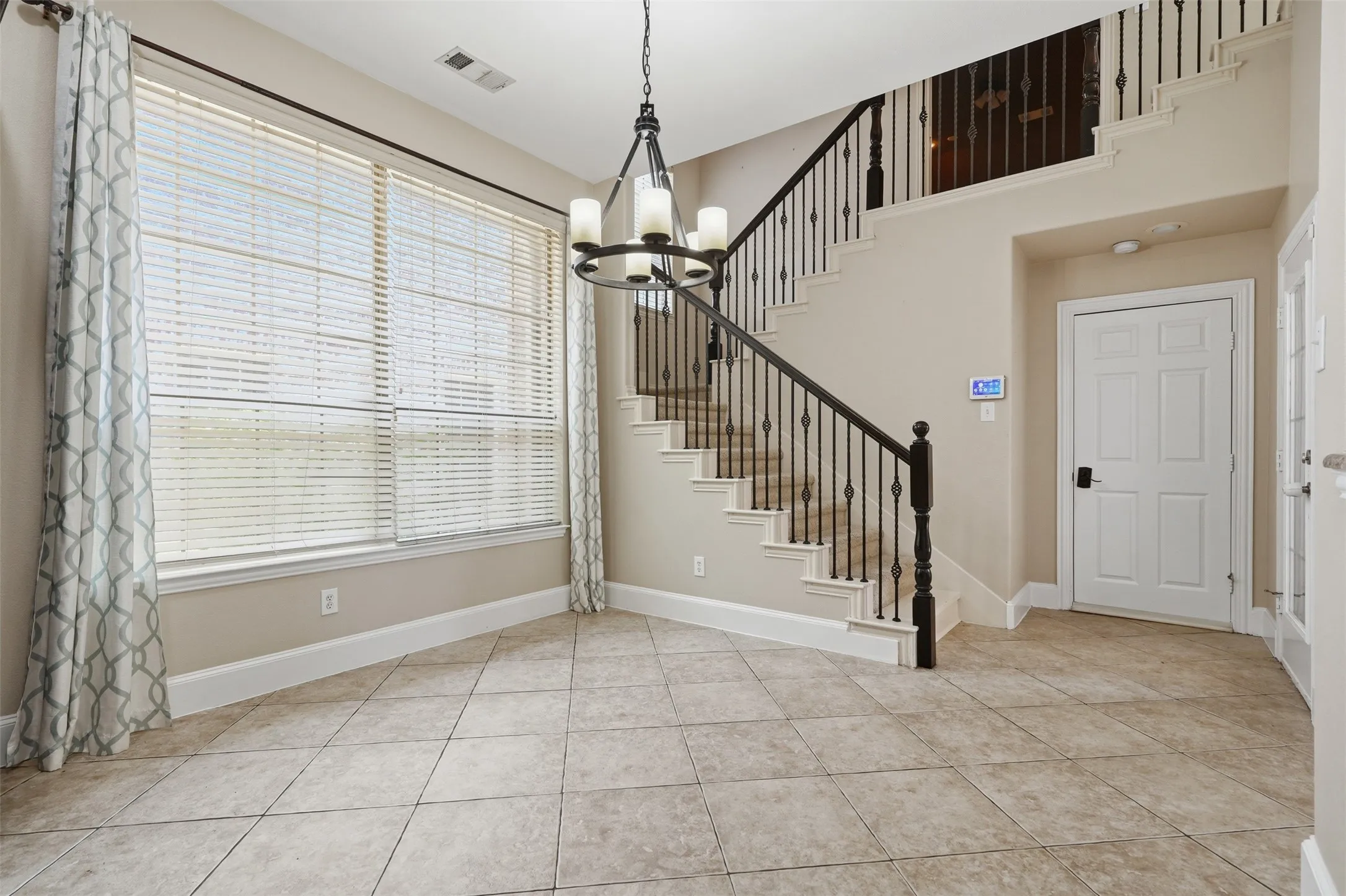 Single Family Residence For Rent in Denton County , 2310 Queen Morgan Lane, Lewisville, Texas 75056, 3 Bedroom, 3 Bathroom, 2 Garage spaces, 2,999 Sqft, built in 2004, mls#21407286, Real Estate Agent in Lewisville, Homes For Rent in Denton county, Homes For Rent in Lewisville, Realtor in Lewisville Texas, Real Estate Brokerage Independent Realty Texas, Luminita Cordes Realtor