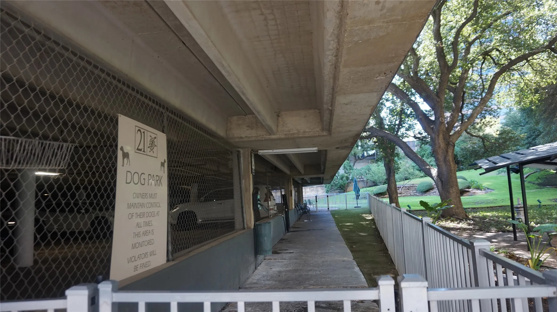 Condominium For Rent in Dallas County , 3883 Turtle Creek Boulevard 1114, Dallas, Texas 75219, 2 Bedroom, 2 Bathroom, 1 Garage spaces, 1,287 Sqft, built in 1963, mls#21404716, Real Estate Agent in Dallas, Homes For Rent in Dallas county, Homes For Rent in Dallas, Realtor in Dallas Texas, Real Estate Brokerage Independent Realty Texas, Luminita Cordes Realtor