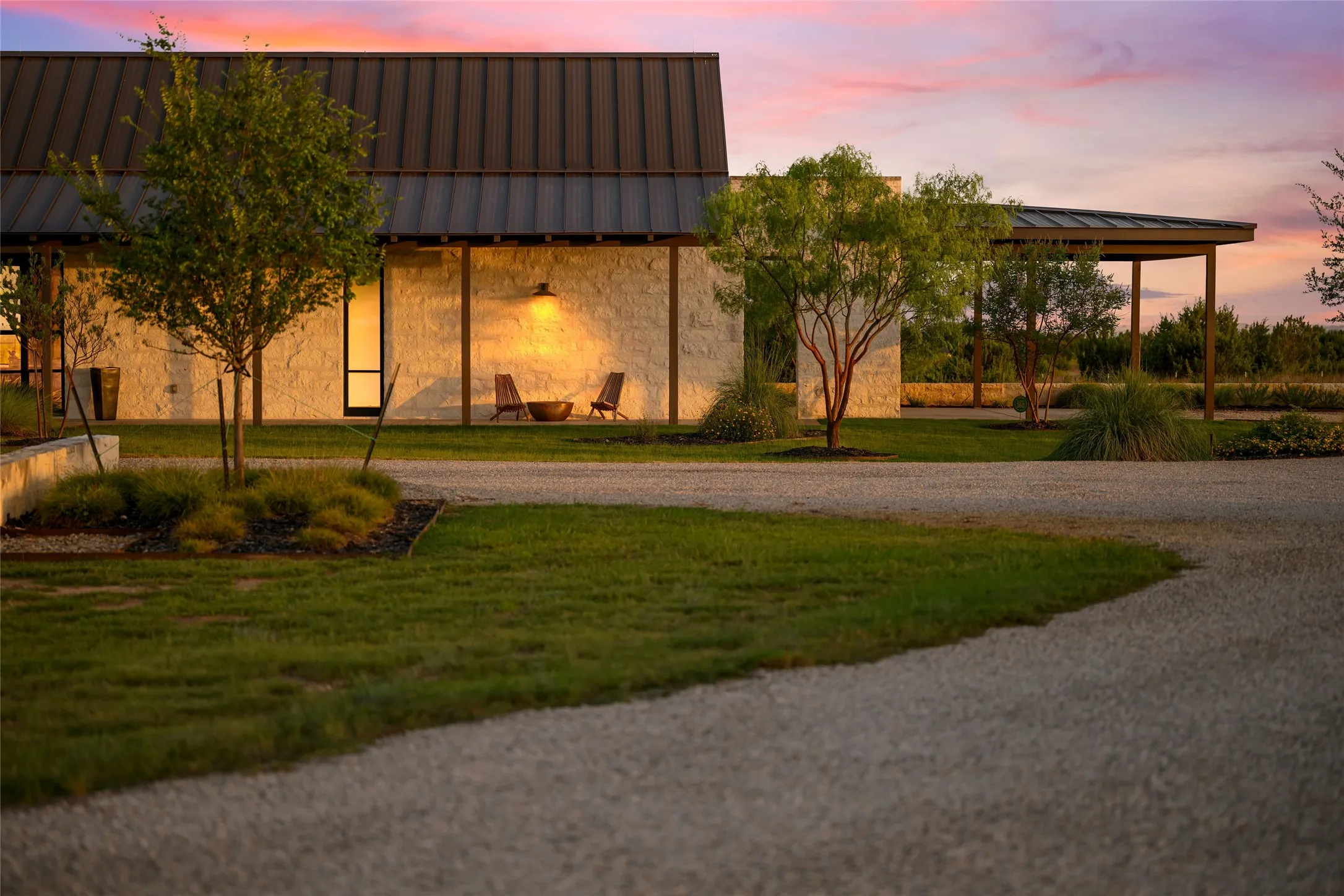 Single Family Residence For Sale in Somervell County , 1231A PR 21, Glen Rose, Texas 76690, 2 Bedroom, 3 Bathroom, 2 Garage spaces, 2,427 Sqft, built in 2021, mls#21405622, Real Estate Agent in Glen Rose, Homes For Sale in Somervell county, Homes For Sale in Glen Rose, Realtor in Glen Rose Texas, Real Estate Brokerage Independent Realty Texas, Luminita Cordes Realtor