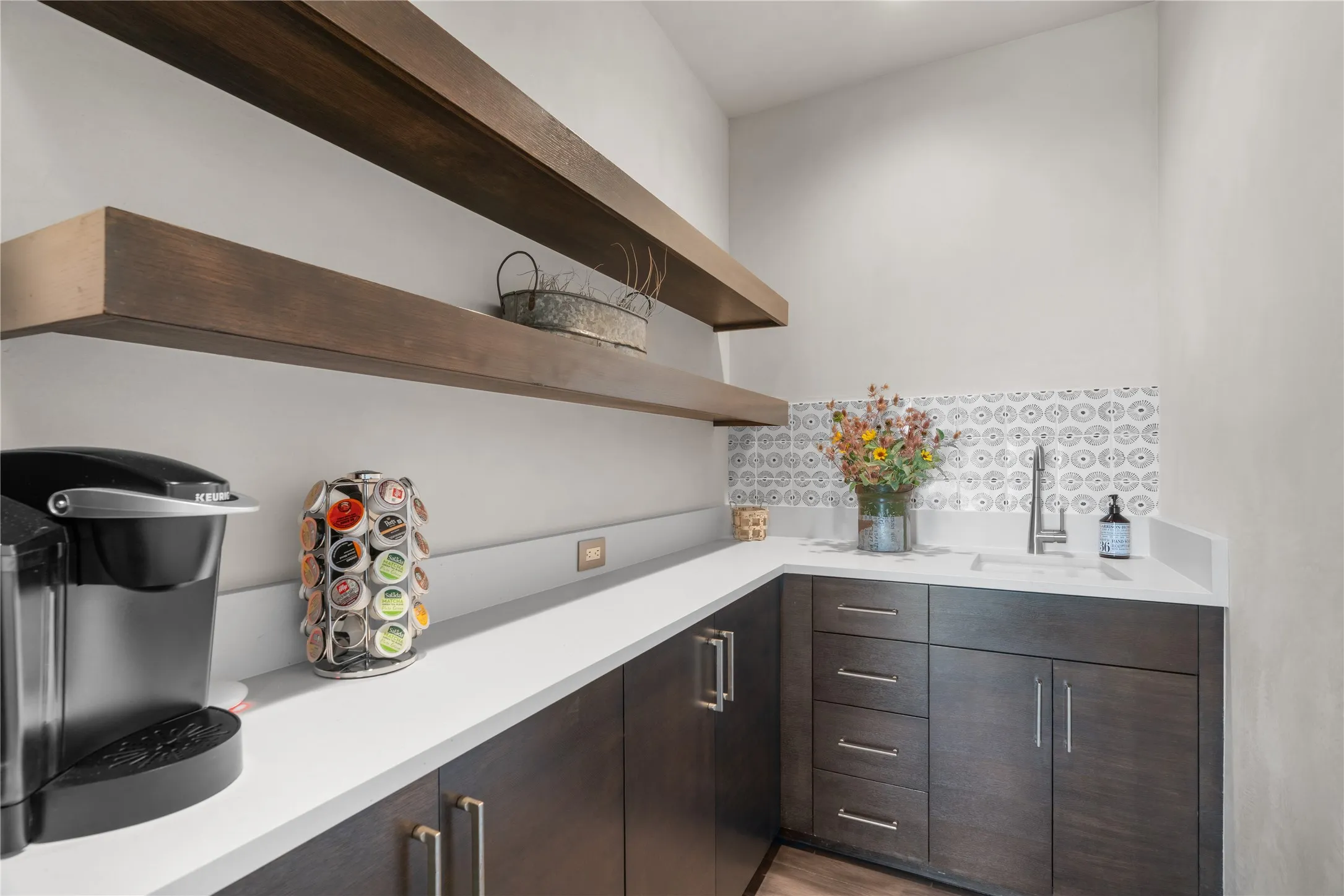 Single Family Residence For Sale in Somervell County , 1231A PR 21, Glen Rose, Texas 76690, 2 Bedroom, 3 Bathroom, 2 Garage spaces, 2,427 Sqft, built in 2021, mls#21405622, Real Estate Agent in Glen Rose, Homes For Sale in Somervell county, Homes For Sale in Glen Rose, Realtor in Glen Rose Texas, Real Estate Brokerage Independent Realty Texas, Luminita Cordes Realtor