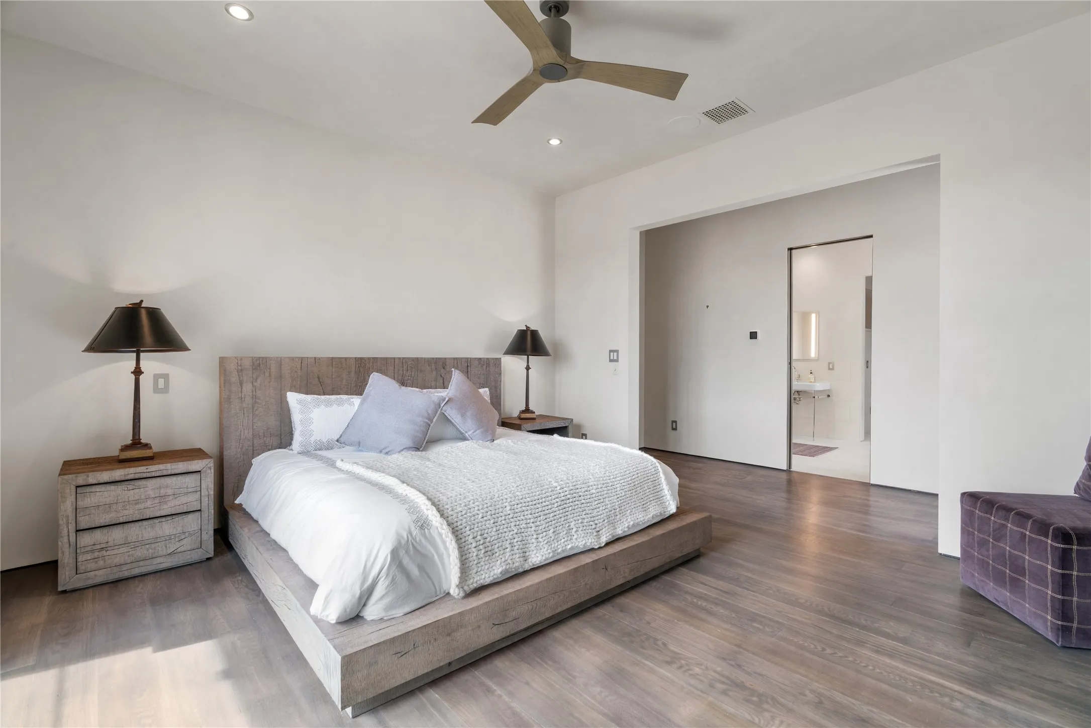 Single Family Residence For Sale in Somervell County , 1231A PR 21, Glen Rose, Texas 76690, 2 Bedroom, 3 Bathroom, 2 Garage spaces, 2,427 Sqft, built in 2021, mls#21405622, Real Estate Agent in Glen Rose, Homes For Sale in Somervell county, Homes For Sale in Glen Rose, Realtor in Glen Rose Texas, Real Estate Brokerage Independent Realty Texas, Luminita Cordes Realtor