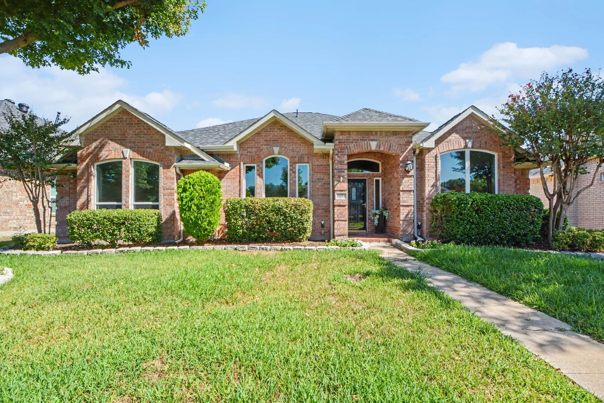Single Family Residence For Rent in Collin County , 607 Grimsworth Court, Allen, Texas 75002, 4 Bedroom, 2 Bathroom, 2 Garage spaces, 2,070 Sqft, built in 1994, mls#21407298, Real Estate Agent in Allen, Homes For Rent in Collin county, Homes For Rent in Allen, Realtor in Allen Texas, Real Estate Brokerage Independent Realty Texas, Luminita Cordes Realtor