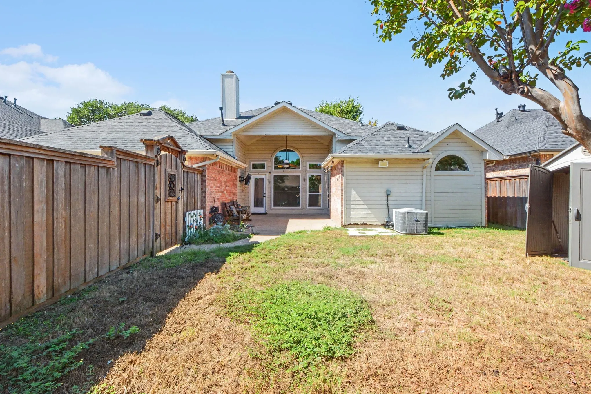 Single Family Residence For Rent in Collin County , 607 Grimsworth Court, Allen, Texas 75002, 4 Bedroom, 2 Bathroom, 2 Garage spaces, 2,070 Sqft, built in 1994, mls#21407298, Real Estate Agent in Allen, Homes For Rent in Collin county, Homes For Rent in Allen, Realtor in Allen Texas, Real Estate Brokerage Independent Realty Texas, Luminita Cordes Realtor