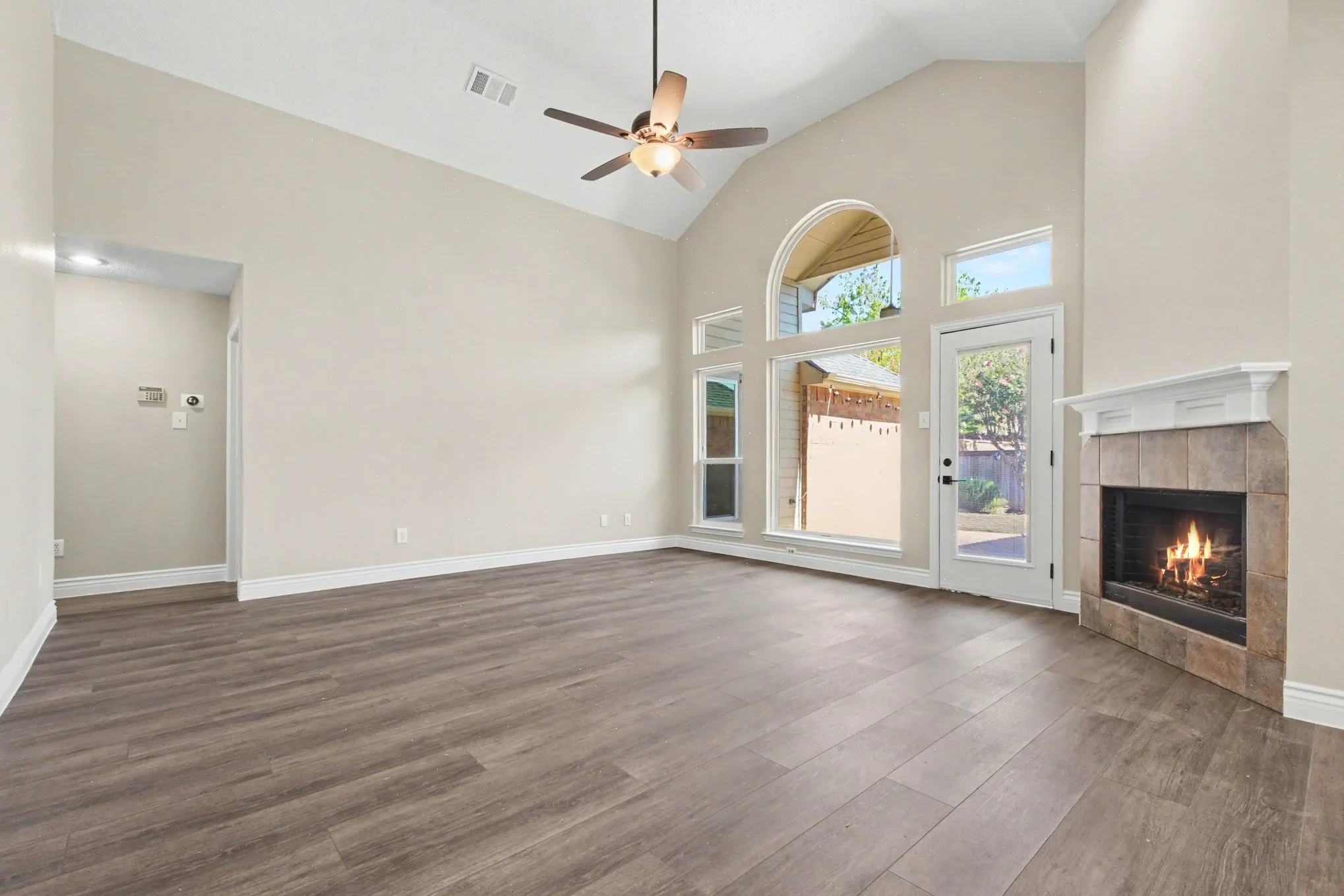 Single Family Residence For Rent in Collin County , 607 Grimsworth Court, Allen, Texas 75002, 4 Bedroom, 2 Bathroom, 2 Garage spaces, 2,070 Sqft, built in 1994, mls#21407298, Real Estate Agent in Allen, Homes For Rent in Collin county, Homes For Rent in Allen, Realtor in Allen Texas, Real Estate Brokerage Independent Realty Texas, Luminita Cordes Realtor