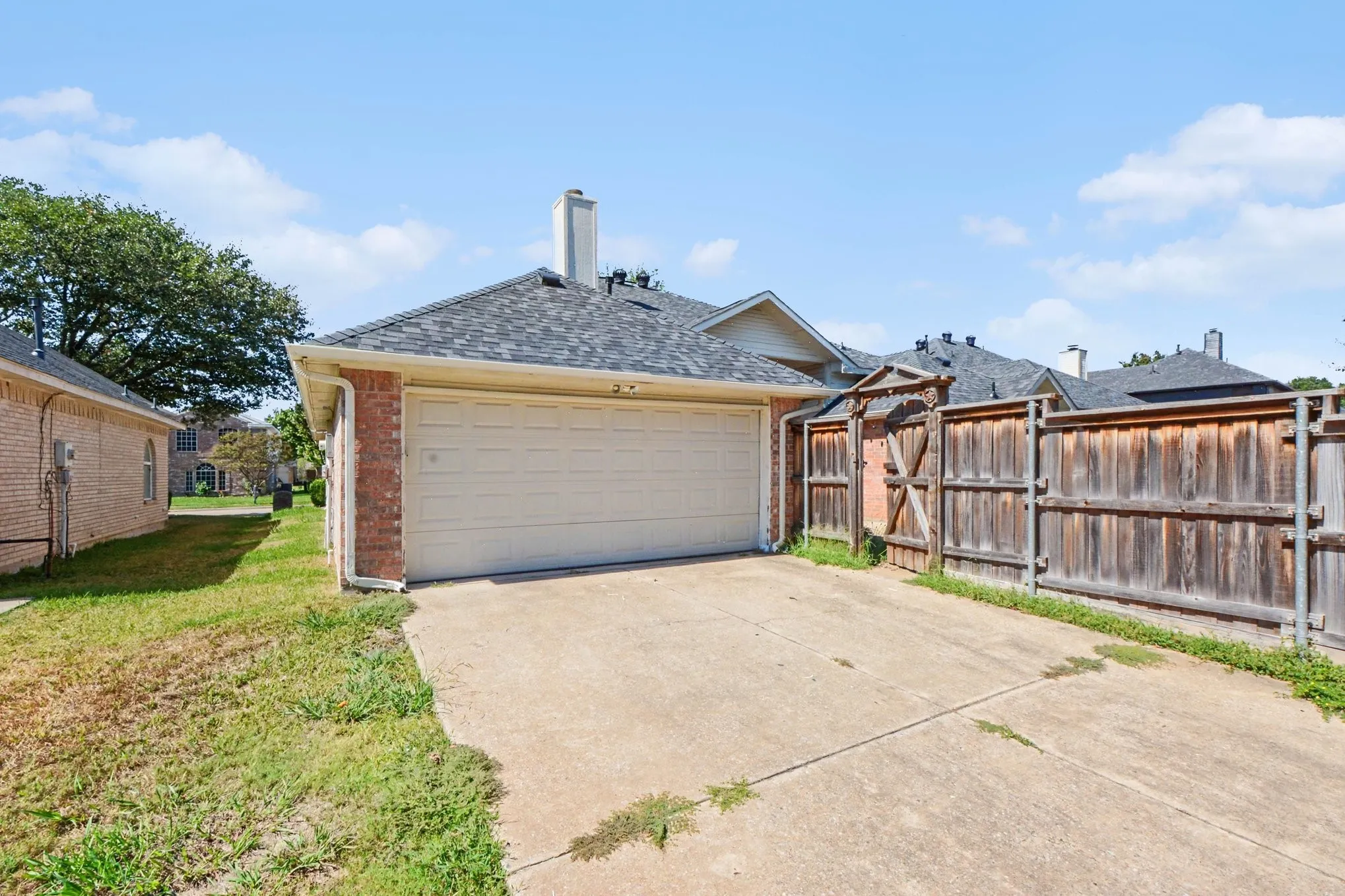 Single Family Residence For Rent in Collin County , 607 Grimsworth Court, Allen, Texas 75002, 4 Bedroom, 2 Bathroom, 2 Garage spaces, 2,070 Sqft, built in 1994, mls#21407298, Real Estate Agent in Allen, Homes For Rent in Collin county, Homes For Rent in Allen, Realtor in Allen Texas, Real Estate Brokerage Independent Realty Texas, Luminita Cordes Realtor