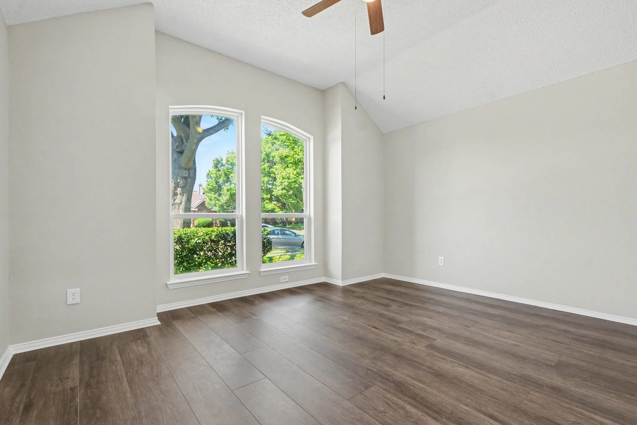 Single Family Residence For Rent in Collin County , 607 Grimsworth Court, Allen, Texas 75002, 4 Bedroom, 2 Bathroom, 2 Garage spaces, 2,070 Sqft, built in 1994, mls#21407298, Real Estate Agent in Allen, Homes For Rent in Collin county, Homes For Rent in Allen, Realtor in Allen Texas, Real Estate Brokerage Independent Realty Texas, Luminita Cordes Realtor