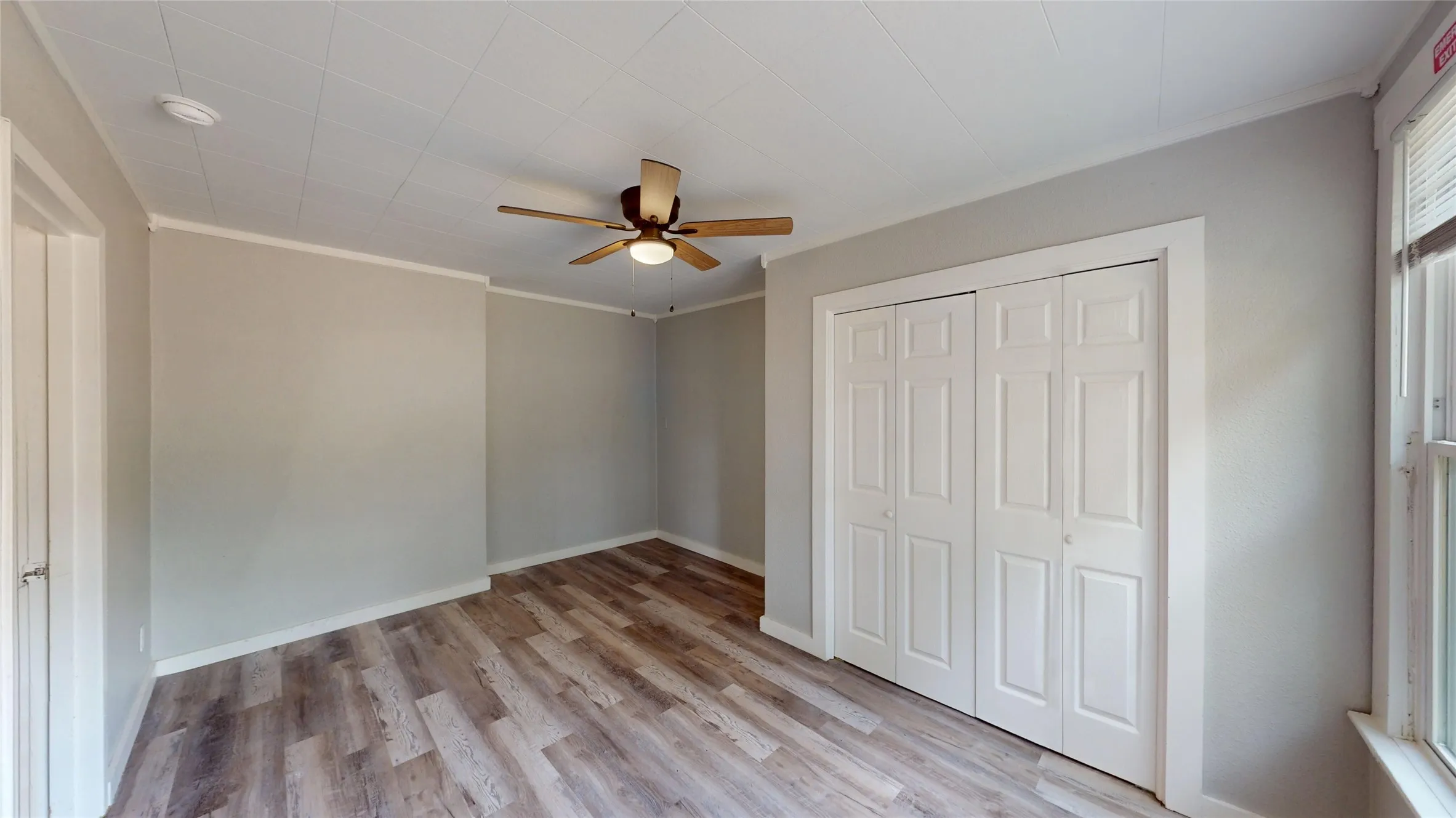 Single Family Residence For Sale in Grayson County , 300 W Moore Street, Sherman, Texas 75090, 3 Bedroom, 2 Bathroom, Garage spaces, 1,388 Sqft, built in 1900, mls#21407210, Real Estate Agent in Sherman, Homes For Sale in Grayson county, Homes For Sale in Sherman, Realtor in Sherman Texas, Real Estate Brokerage Independent Realty Texas, Luminita Cordes Realtor