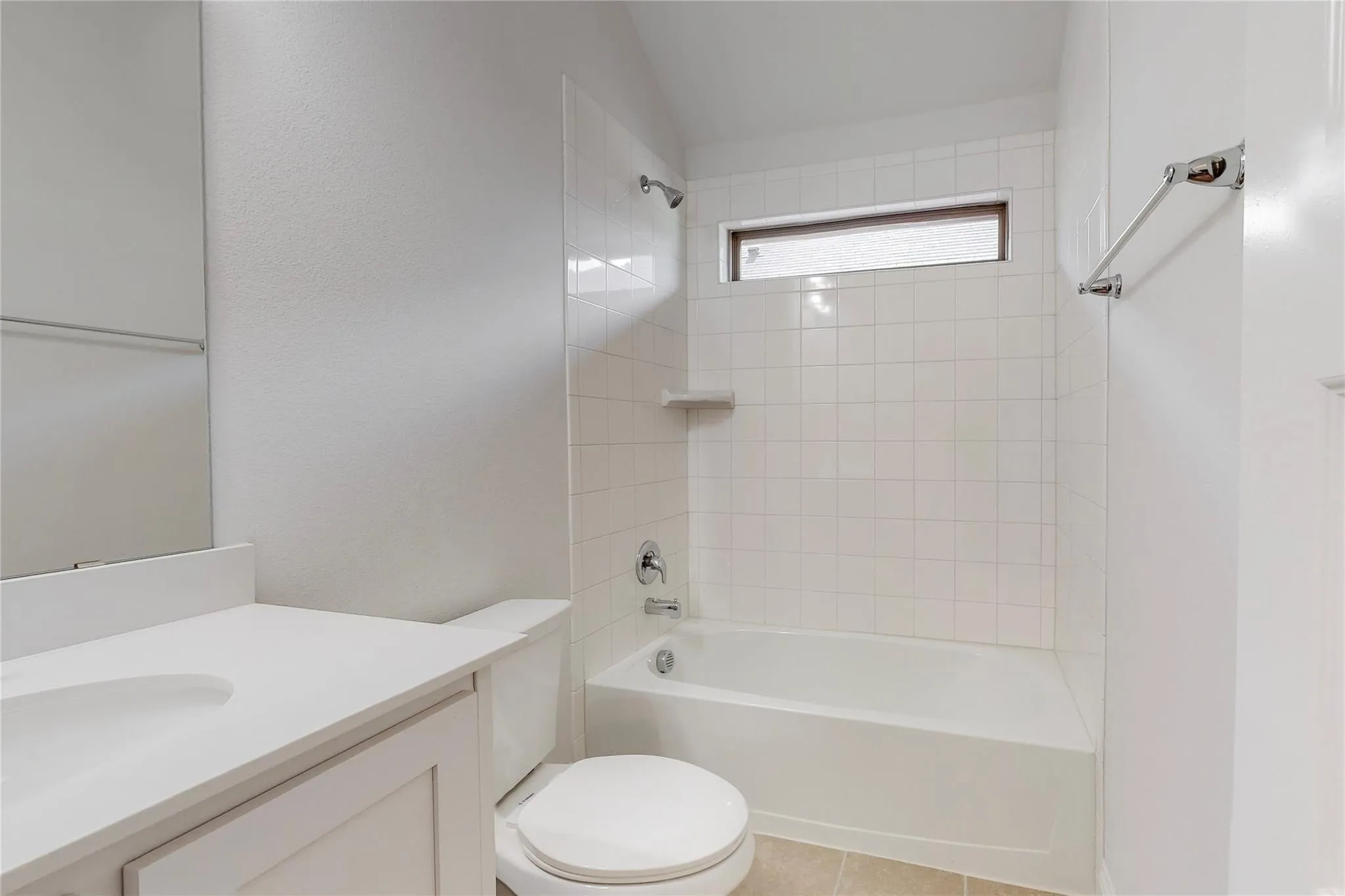 Single Family Residence For Sale in Collin County , 272 Tallgrass Drive, Lavon, Texas 75166, 5 Bedroom, 3 Bathroom, 2 Garage spaces, 2,353 Sqft, built in 2022, mls#21395561, Real Estate Agent in Lavon, Homes For Sale in Collin county, Homes For Sale in Lavon, Realtor in Lavon Texas, Real Estate Brokerage Independent Realty Texas, Luminita Cordes Realtor