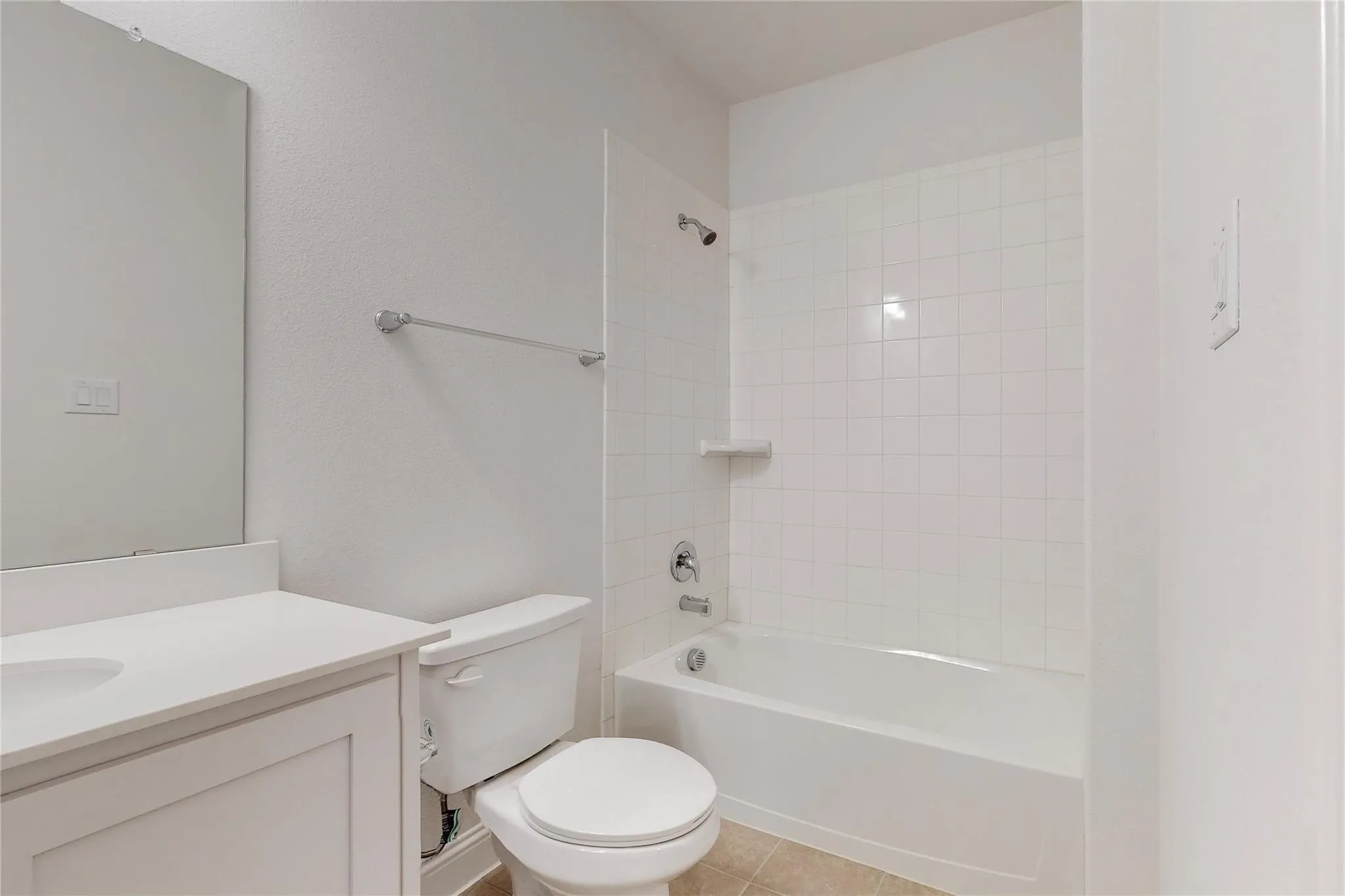 Single Family Residence For Sale in Collin County , 272 Tallgrass Drive, Lavon, Texas 75166, 5 Bedroom, 3 Bathroom, 2 Garage spaces, 2,353 Sqft, built in 2022, mls#21395561, Real Estate Agent in Lavon, Homes For Sale in Collin county, Homes For Sale in Lavon, Realtor in Lavon Texas, Real Estate Brokerage Independent Realty Texas, Luminita Cordes Realtor