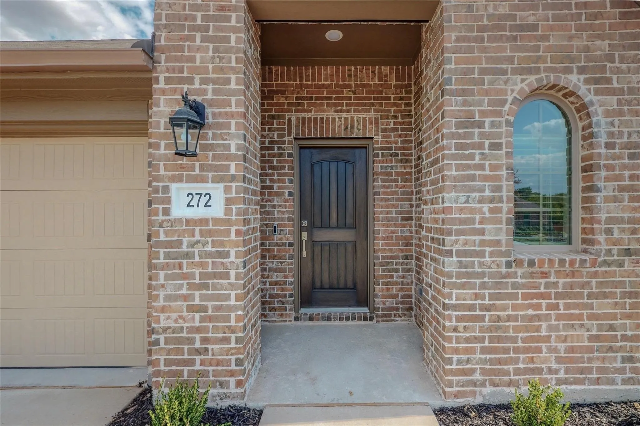 Single Family Residence For Sale in Collin County , 272 Tallgrass Drive, Lavon, Texas 75166, 5 Bedroom, 3 Bathroom, 2 Garage spaces, 2,353 Sqft, built in 2022, mls#21395561, Real Estate Agent in Lavon, Homes For Sale in Collin county, Homes For Sale in Lavon, Realtor in Lavon Texas, Real Estate Brokerage Independent Realty Texas, Luminita Cordes Realtor